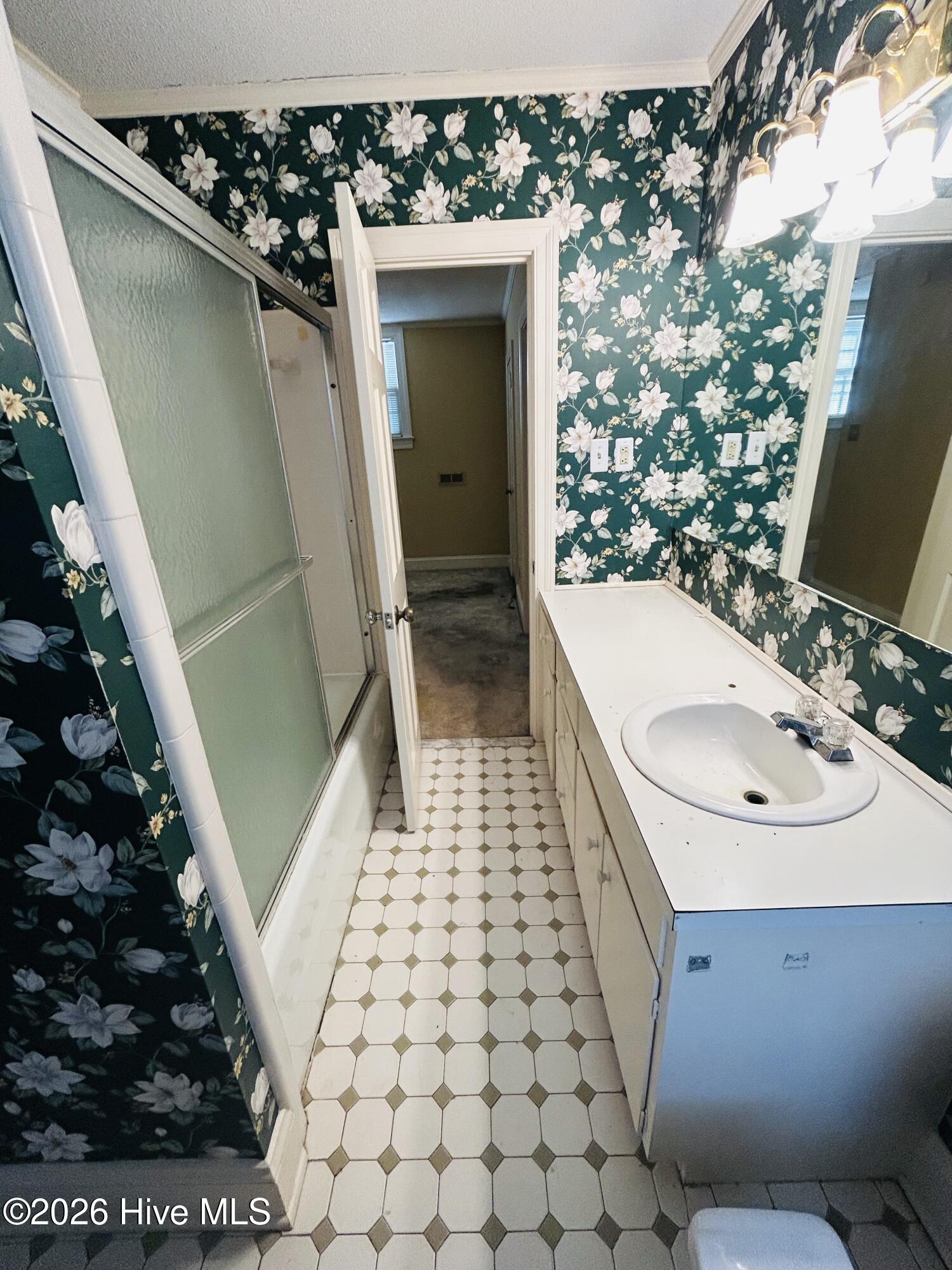 1802 Oxford Road, Kinston, NC, 28504