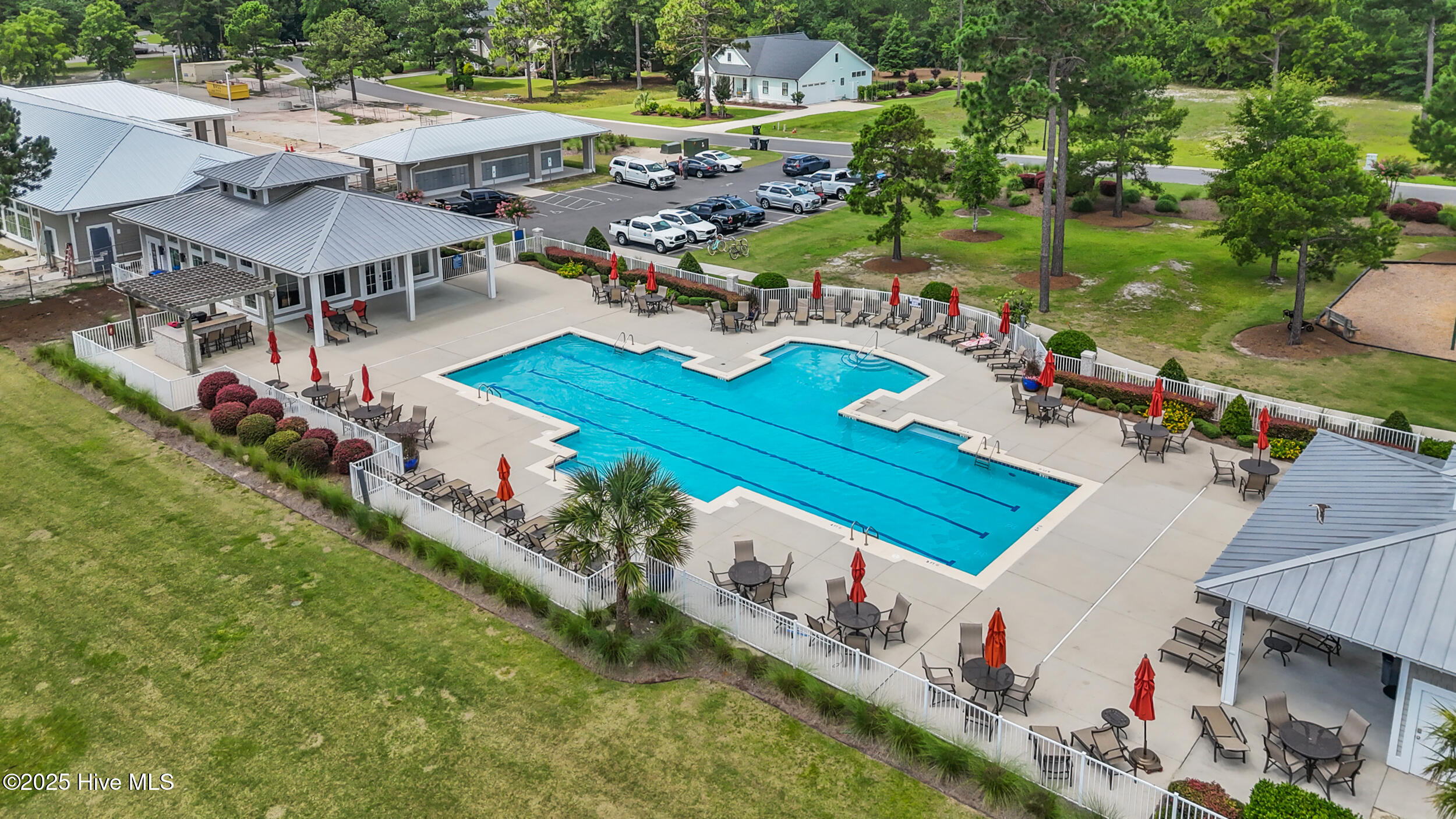 100515249 | Photo 61