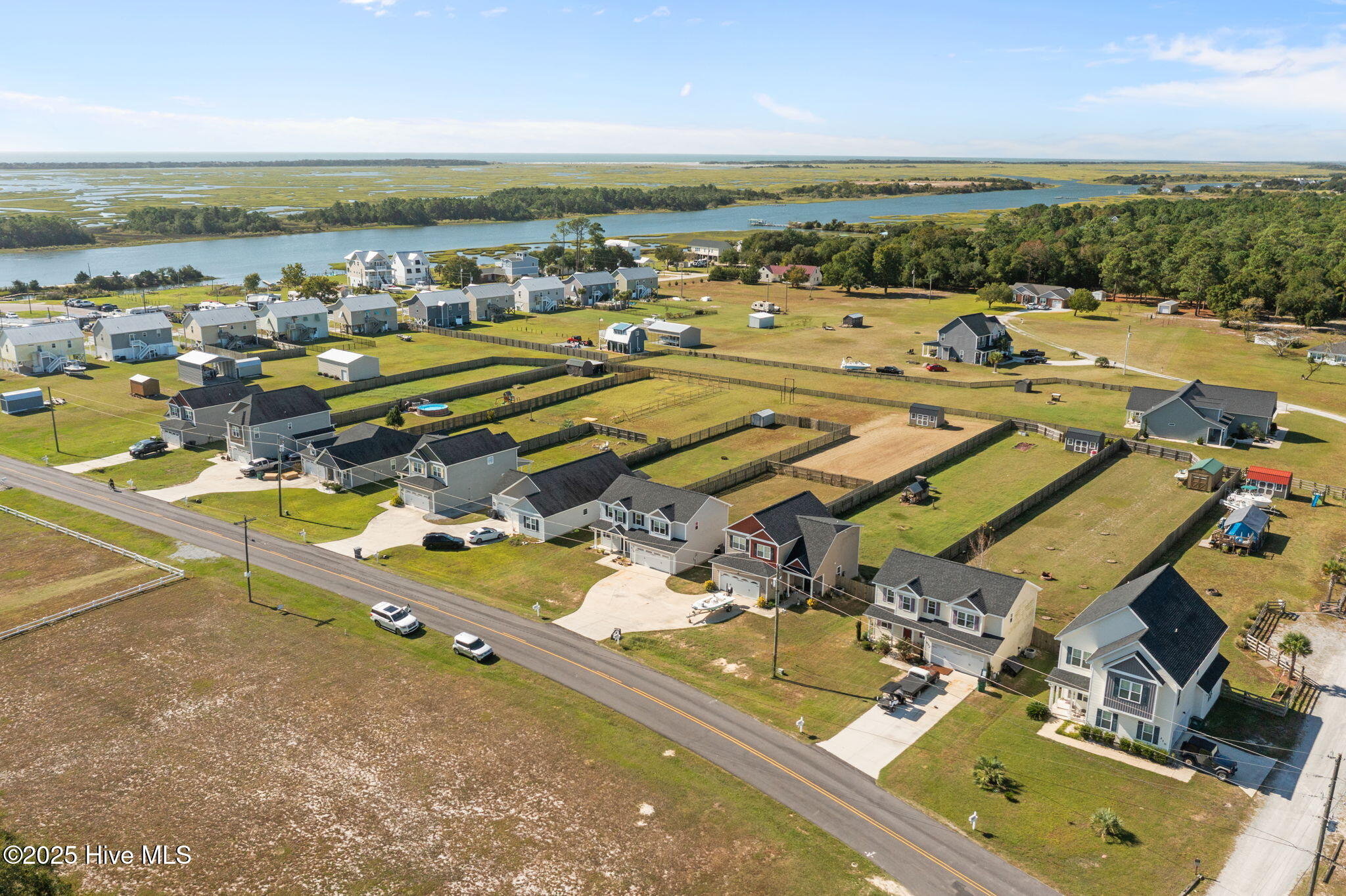 100541935 | Photo 46