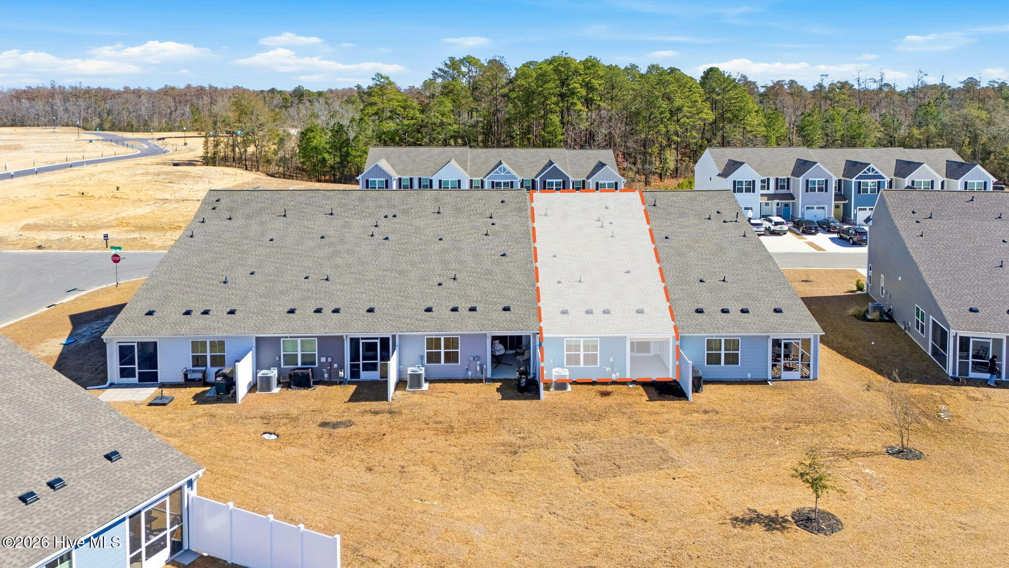 100554684 | Photo 41