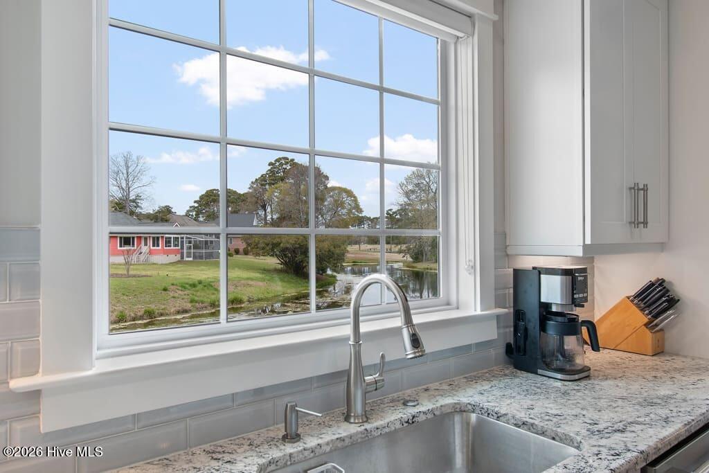 100562919 | Photo 29