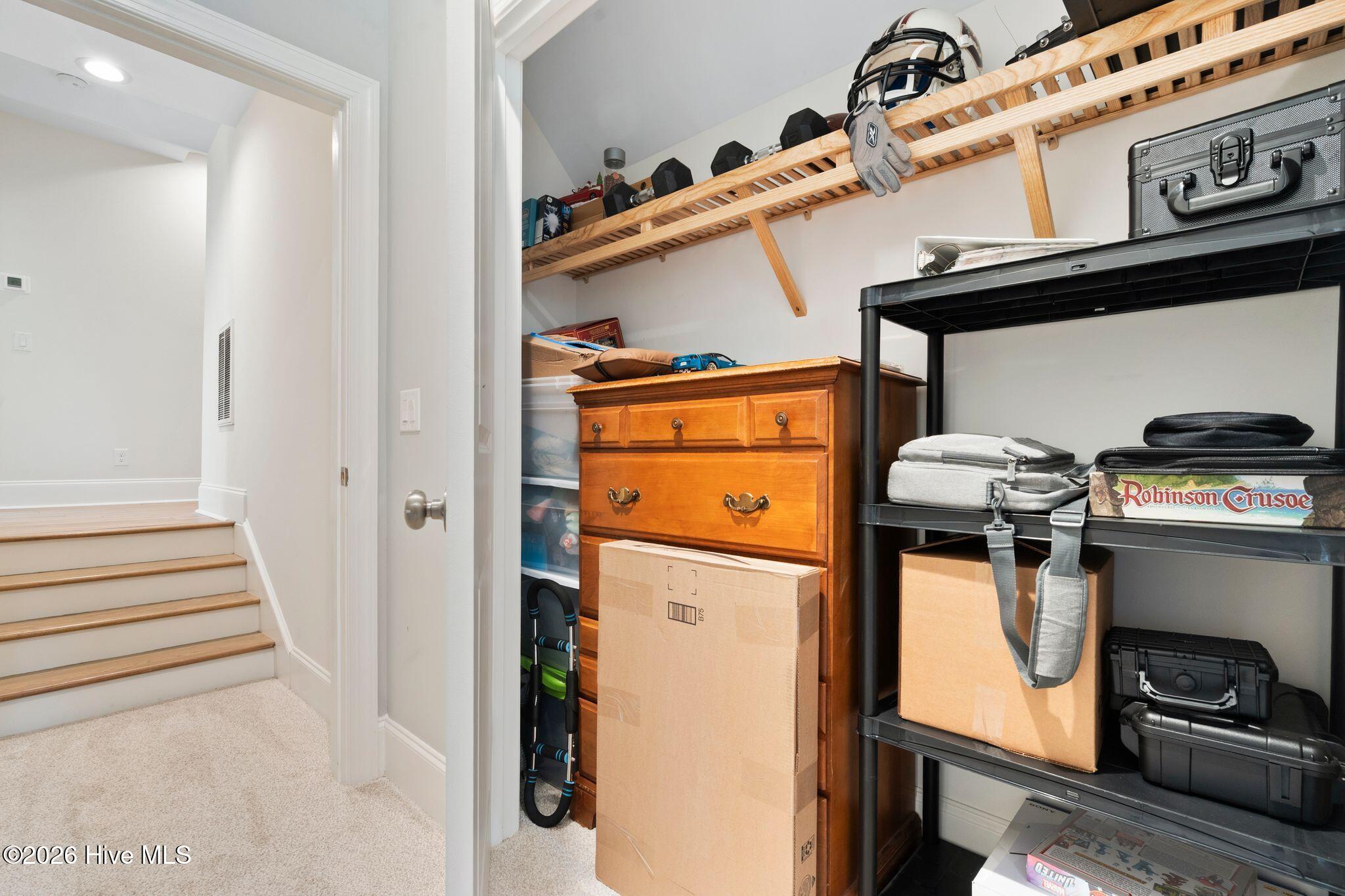 100551668 | Photo 73