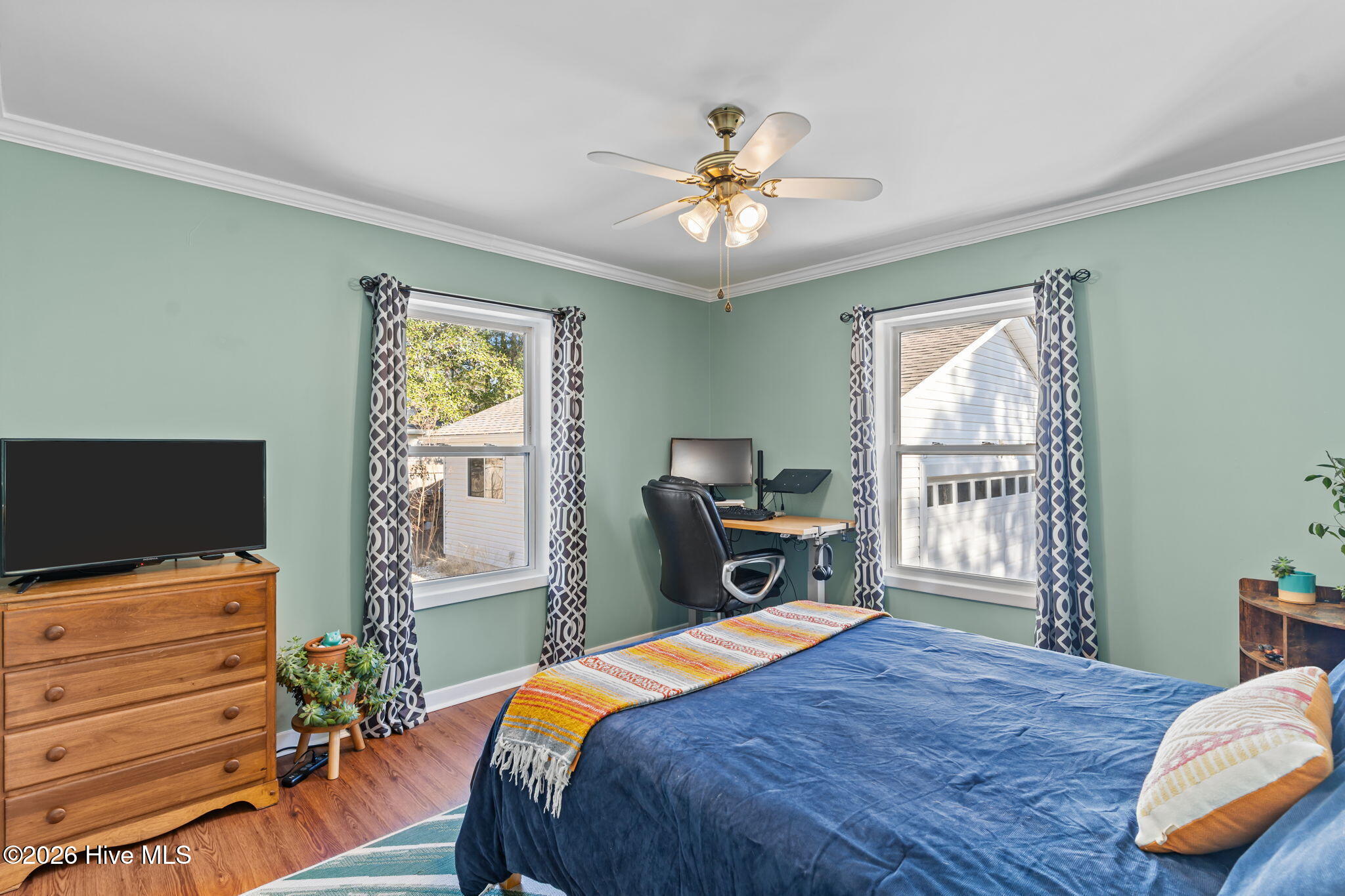 100557804 | Photo 20