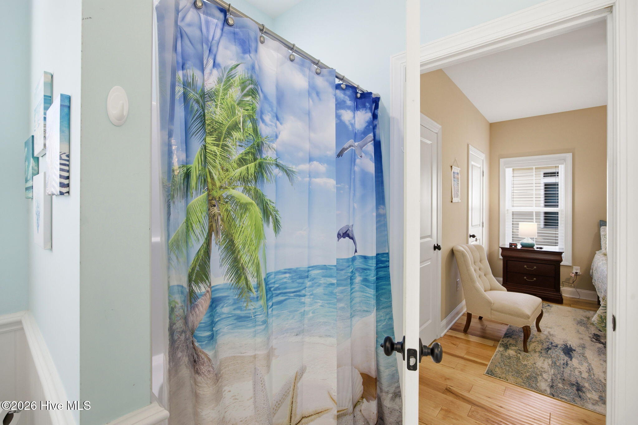 100569649 | Photo 21