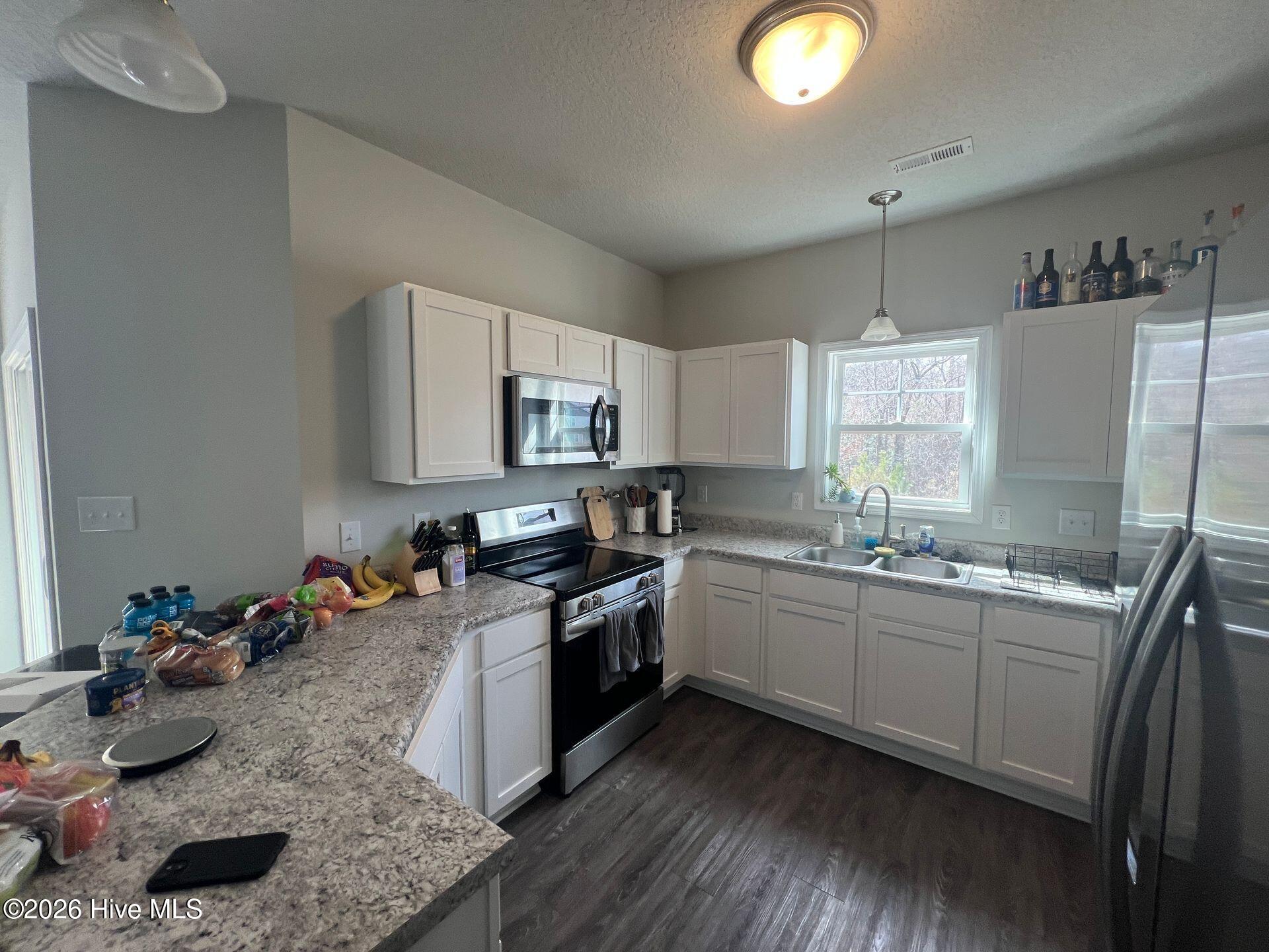 100566254 | Photo 10