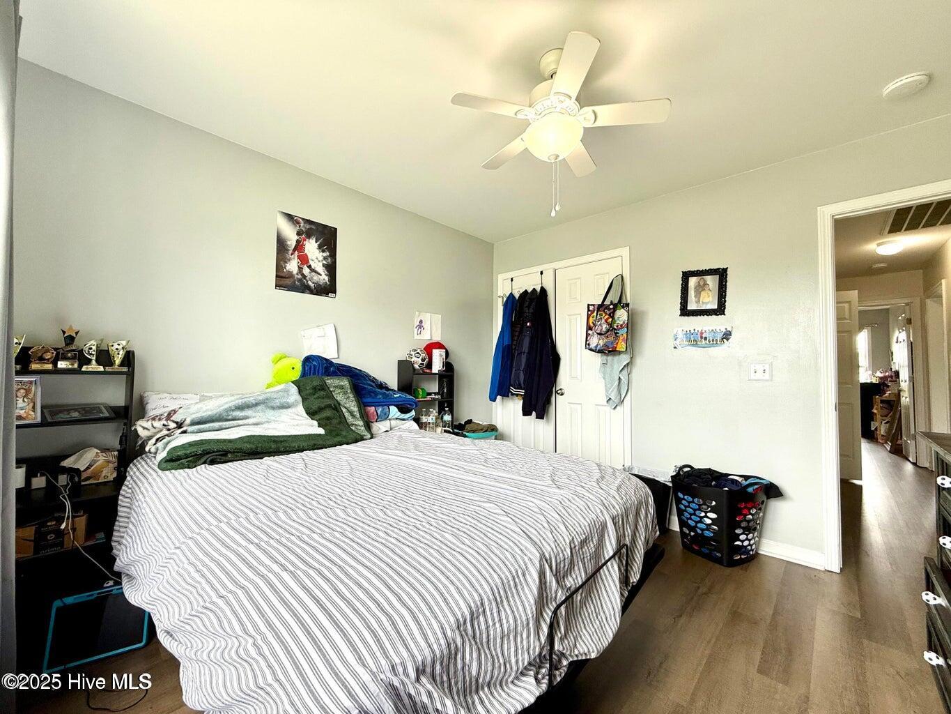 100528978 | Photo 18