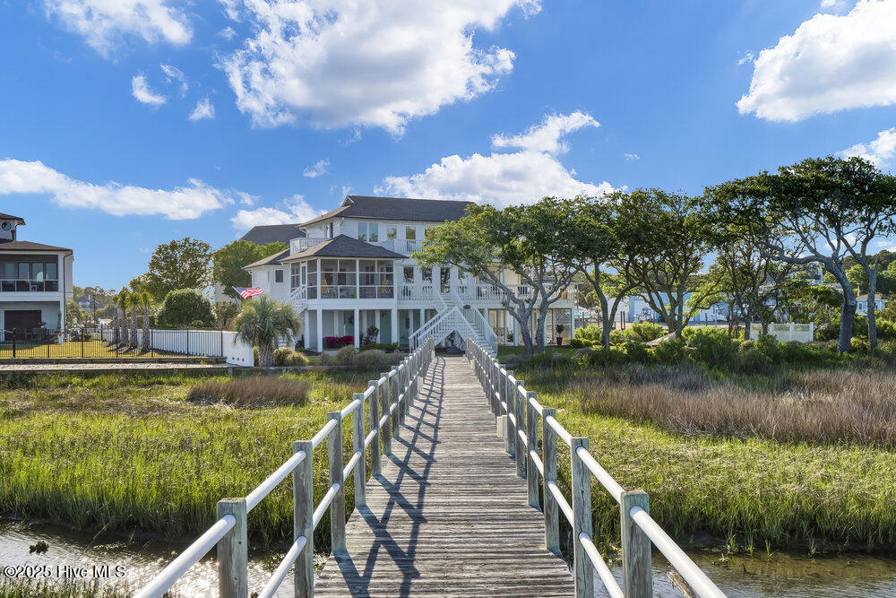 100511026 | Photo 60