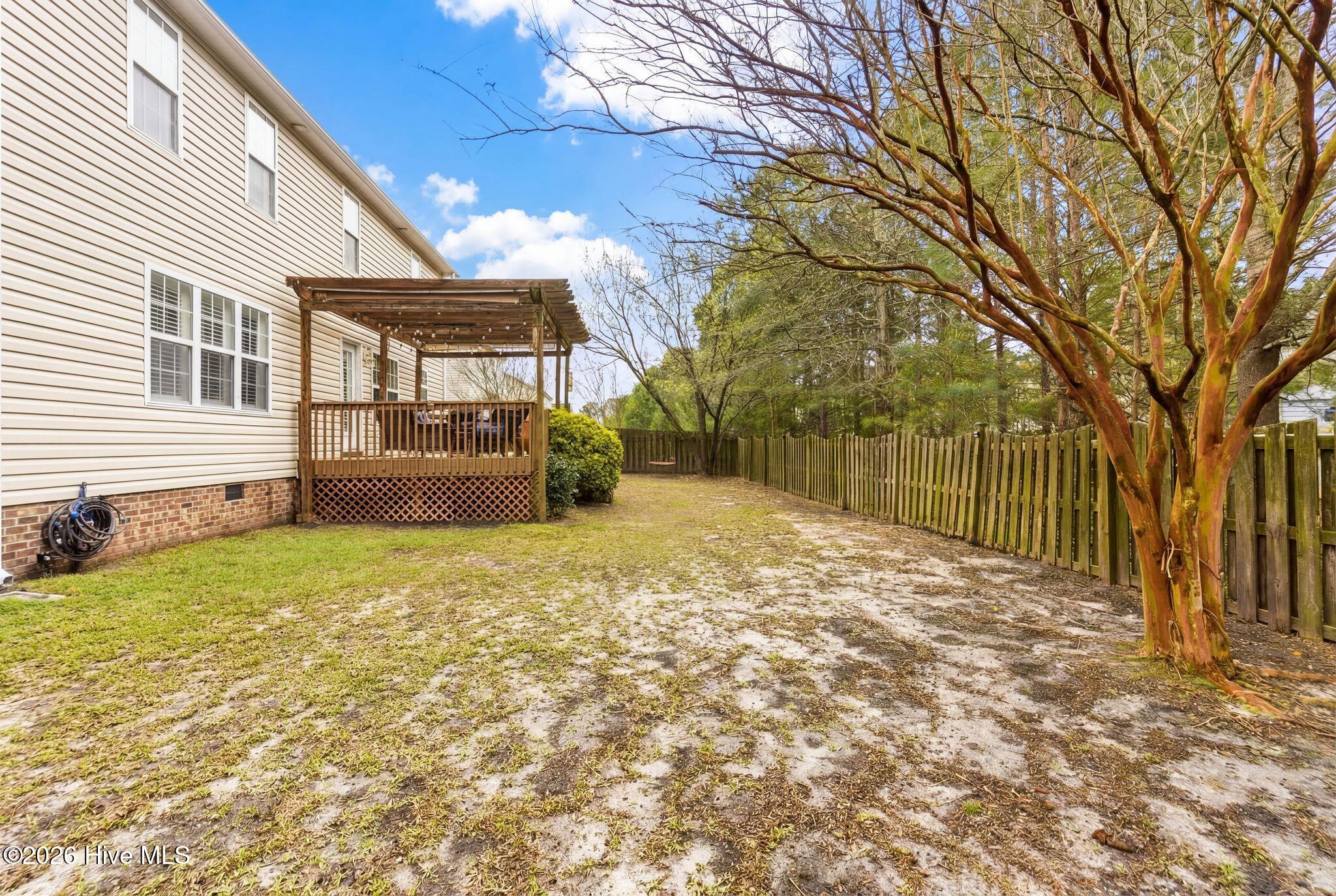 100561216 | Photo 37