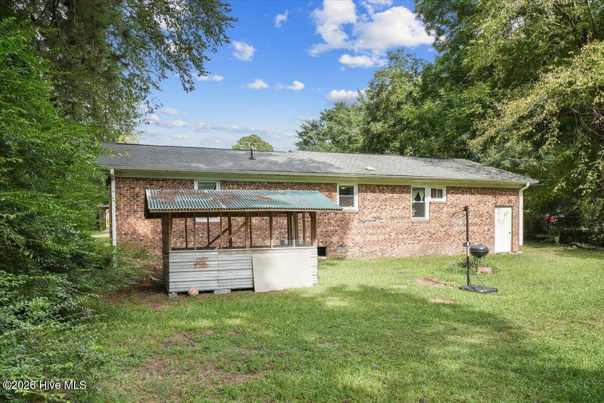 Exterior photo of 513 W 1st Street, Kenly, NC 27542. MLS: 100601414