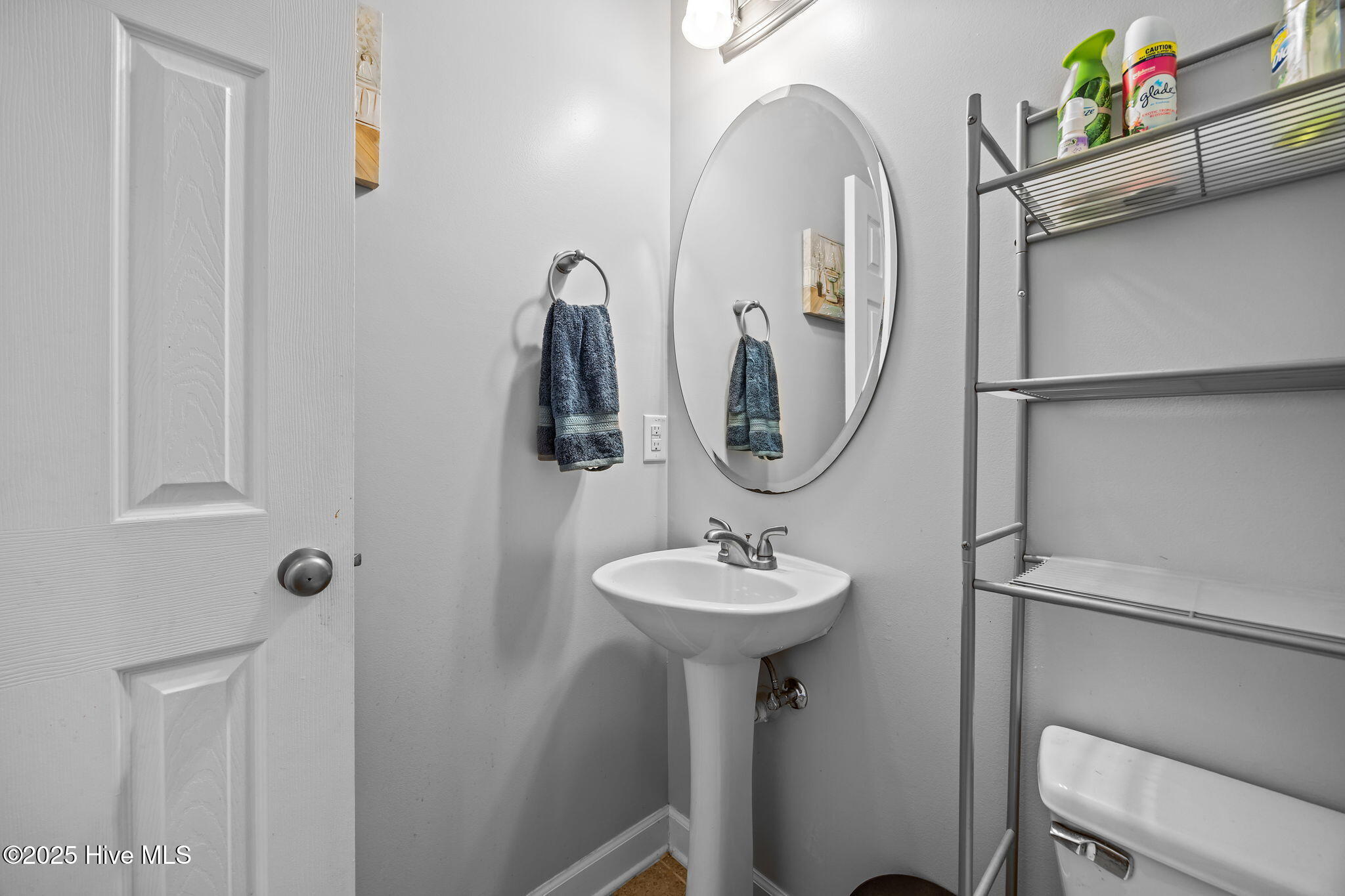 100532317 | Photo 21