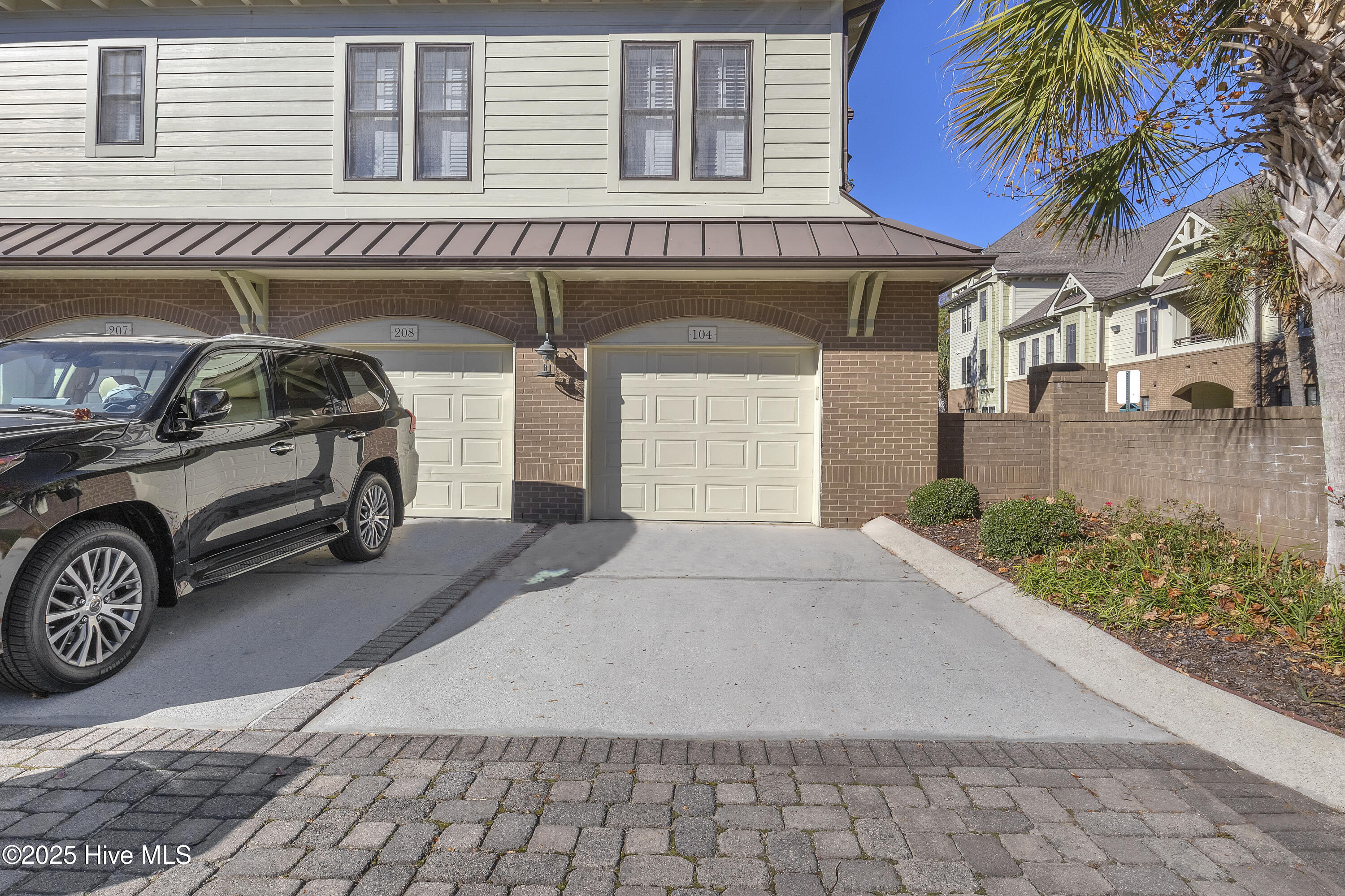 100541571 | Photo 26