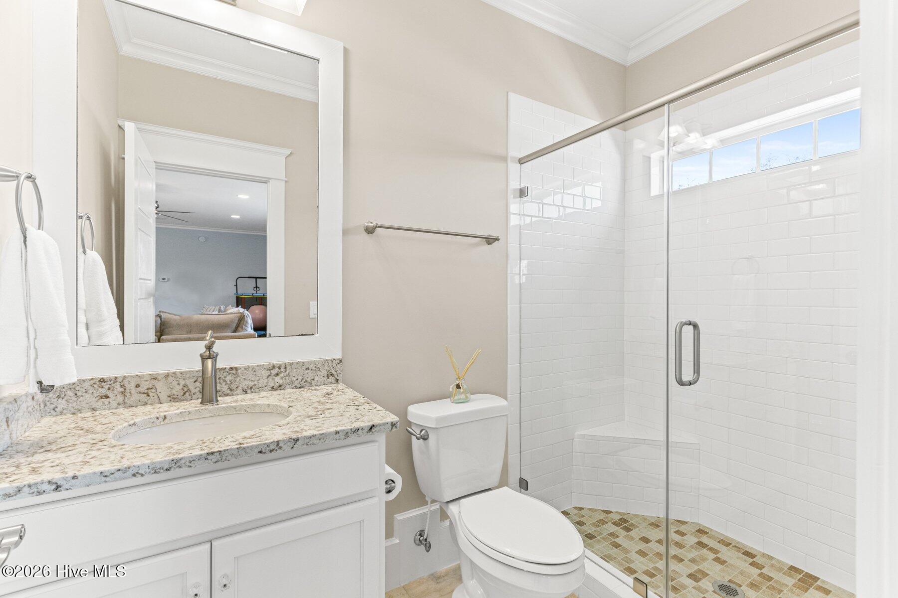 100550538 | Photo 35