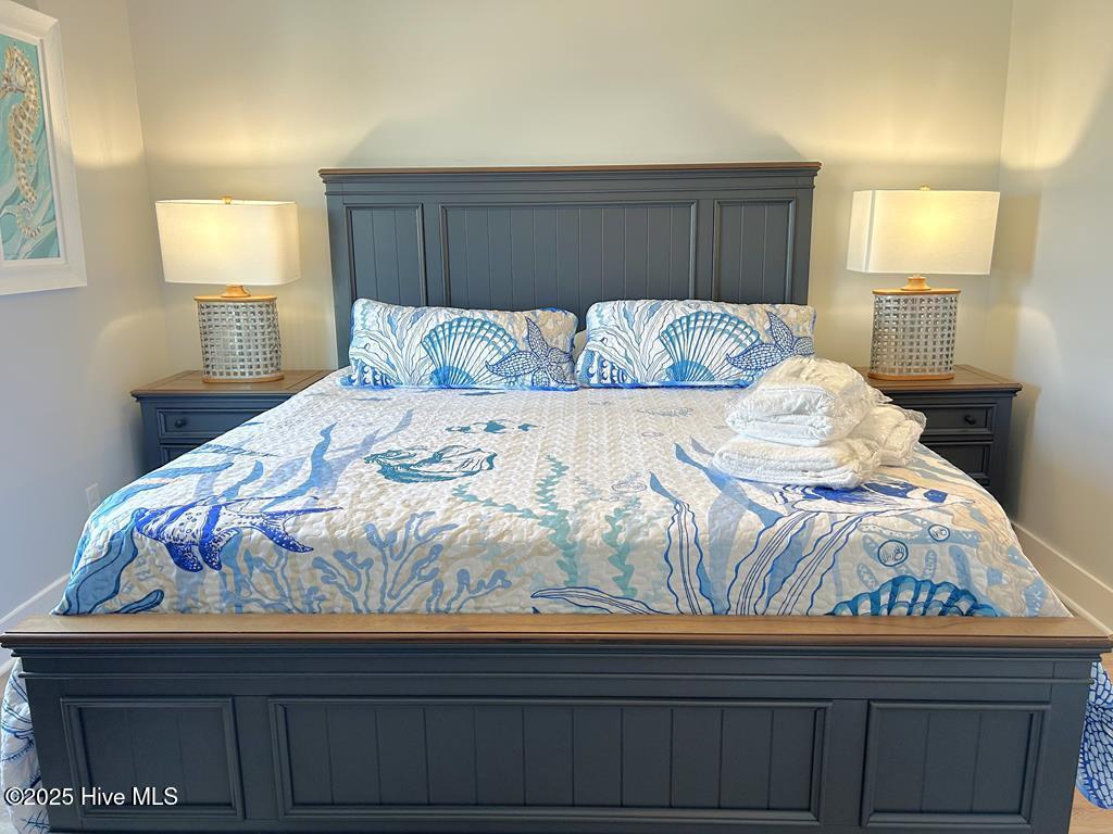 100533817 | Photo 23