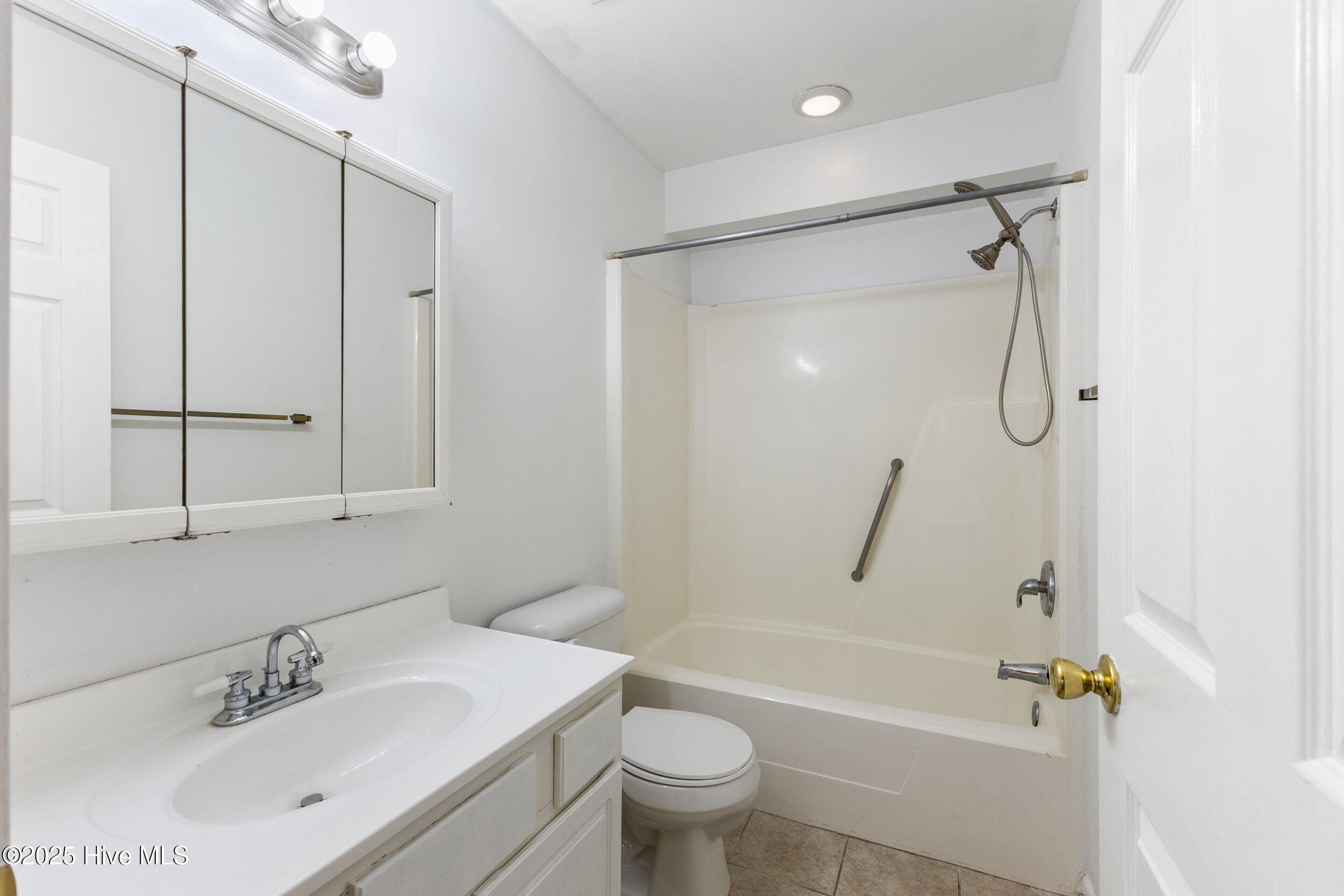300 Carolina Sands Drive, Carolina Beach, NC 28428 – photo 16: 16_501a4553