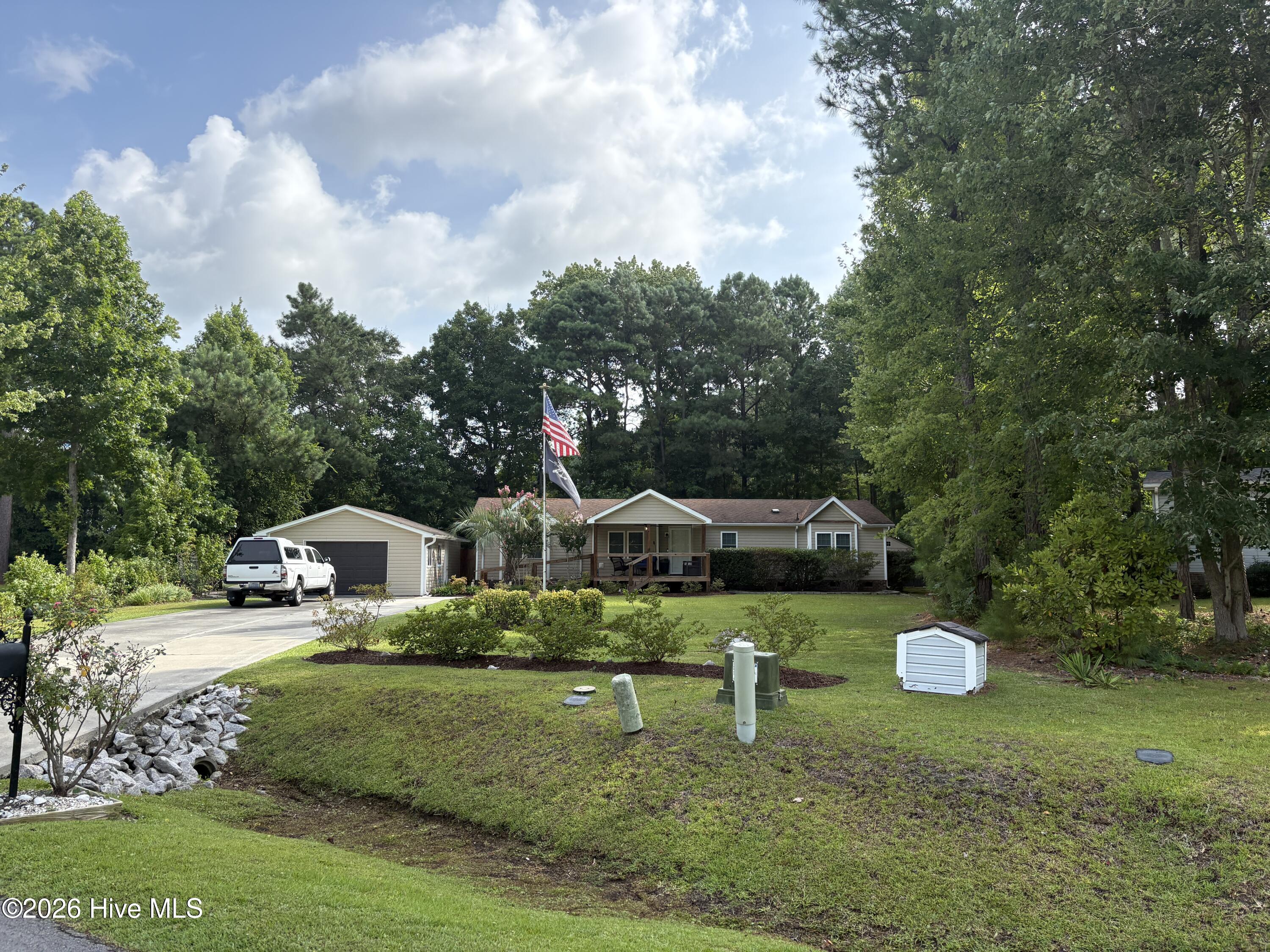 408 Quailridge Court,Peletier