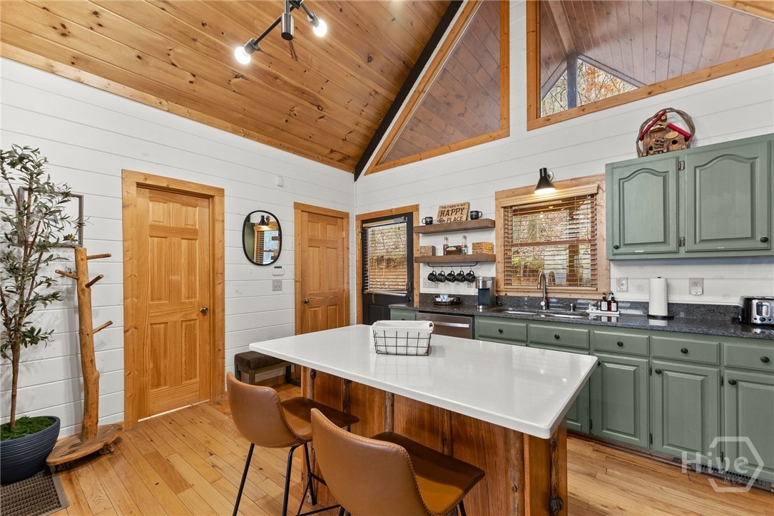 437 Spruce Circle