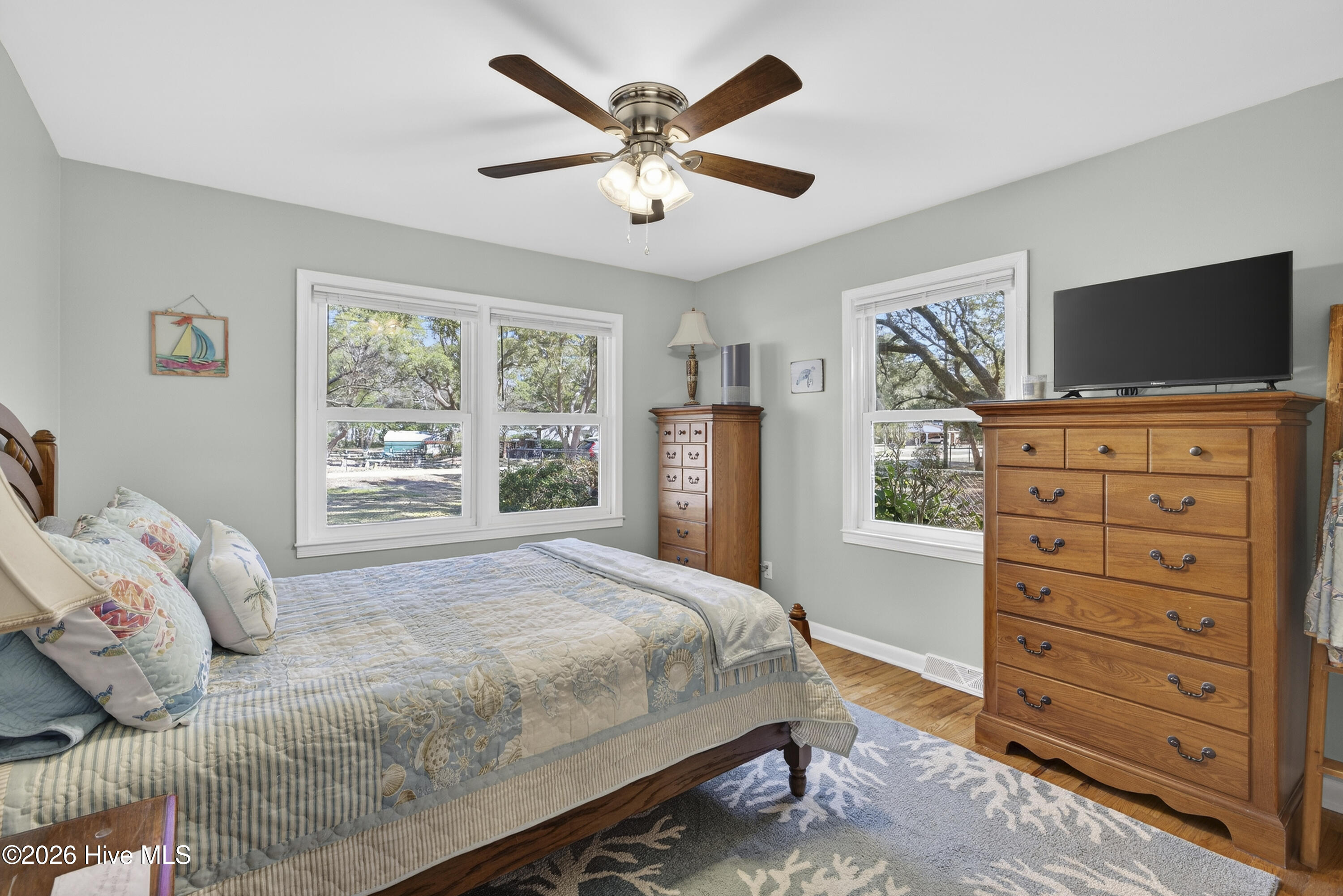 100556651 | Photo 24