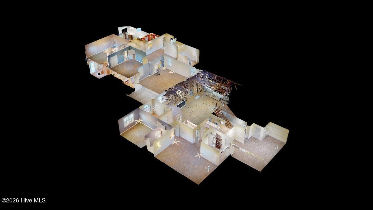 100568487 | Photo 40