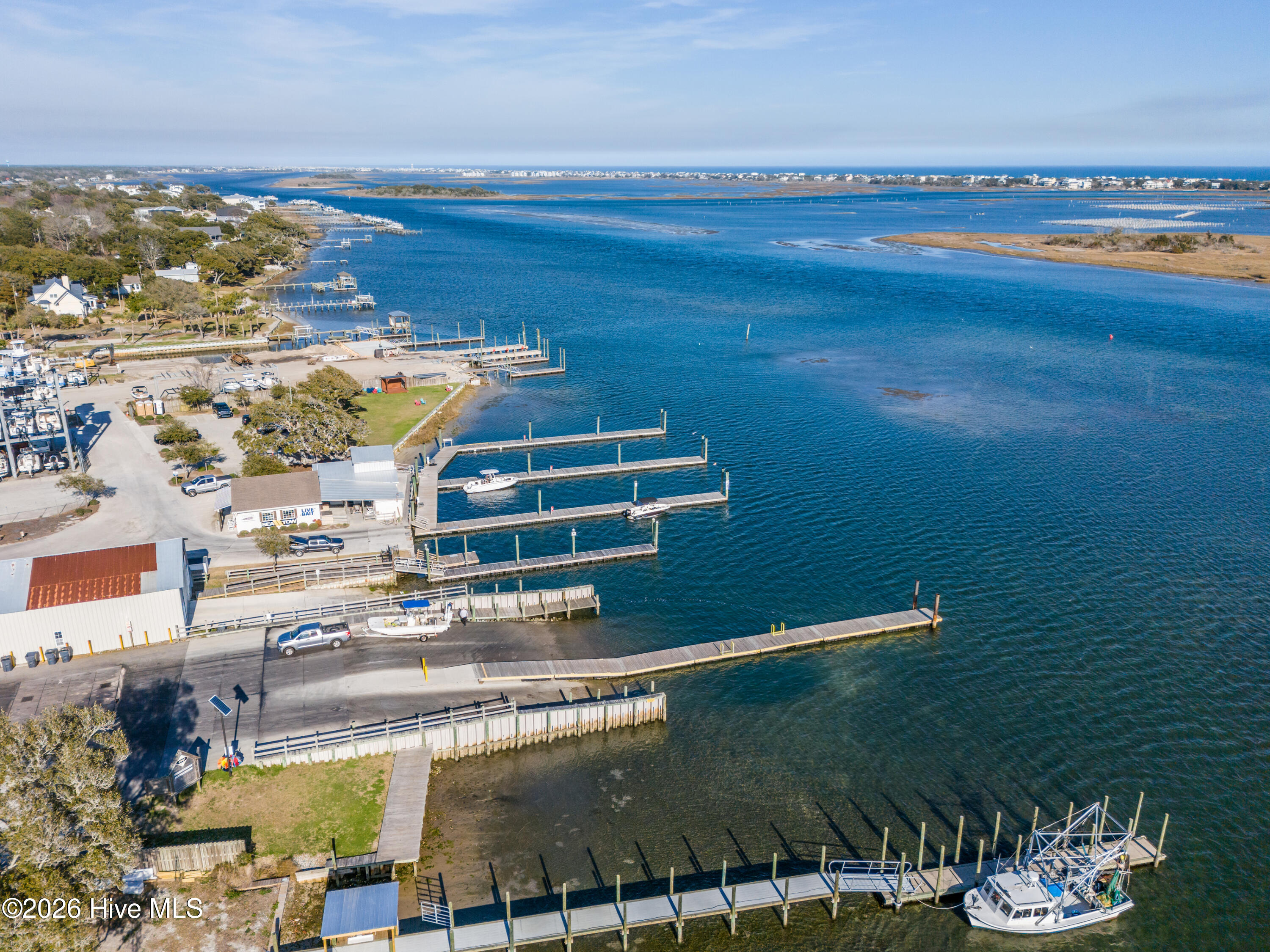 100558777 | Photo 39