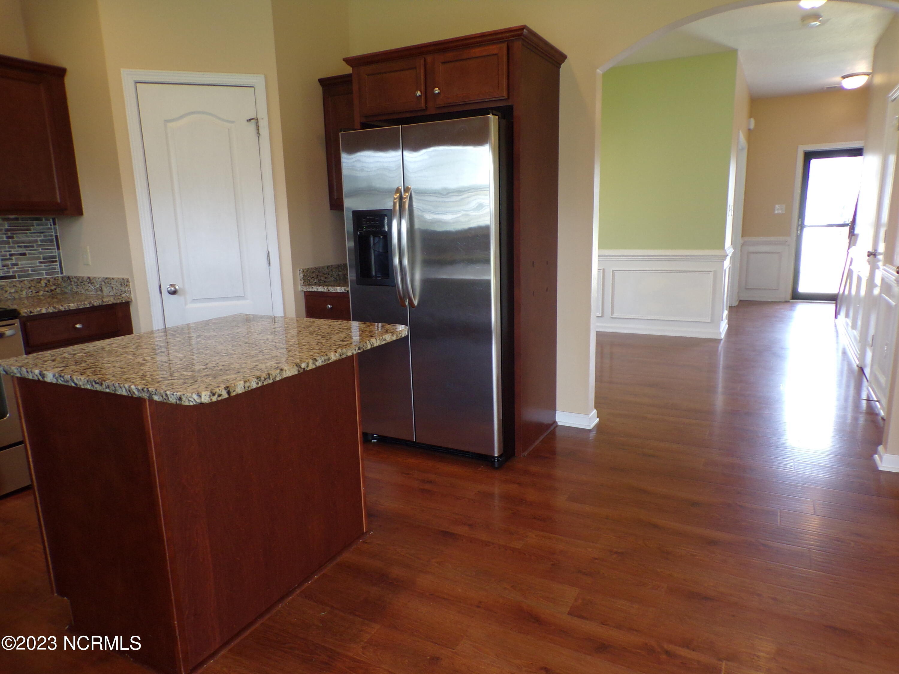 100559579 | Photo 21