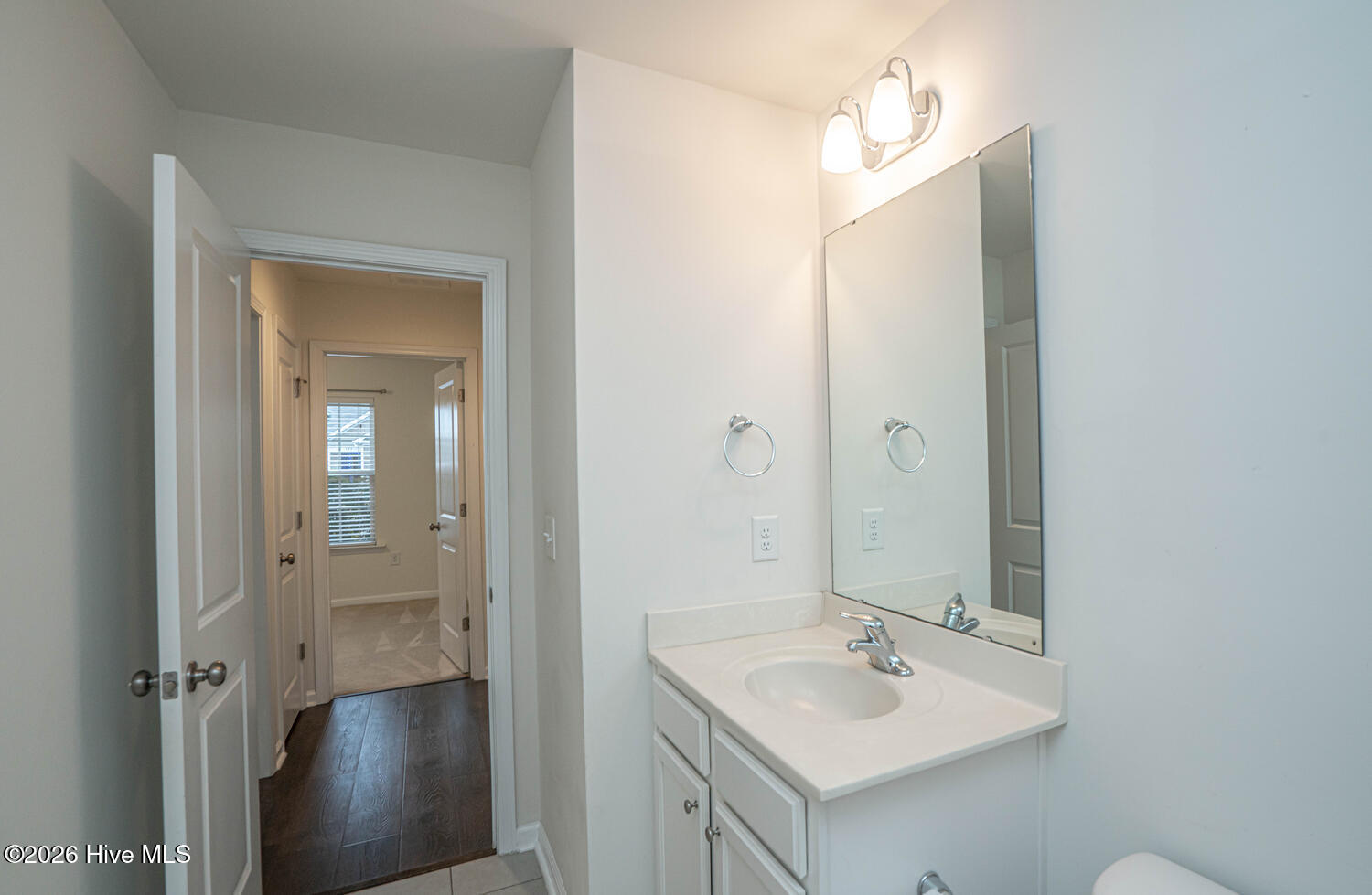 100556684 | Photo 26