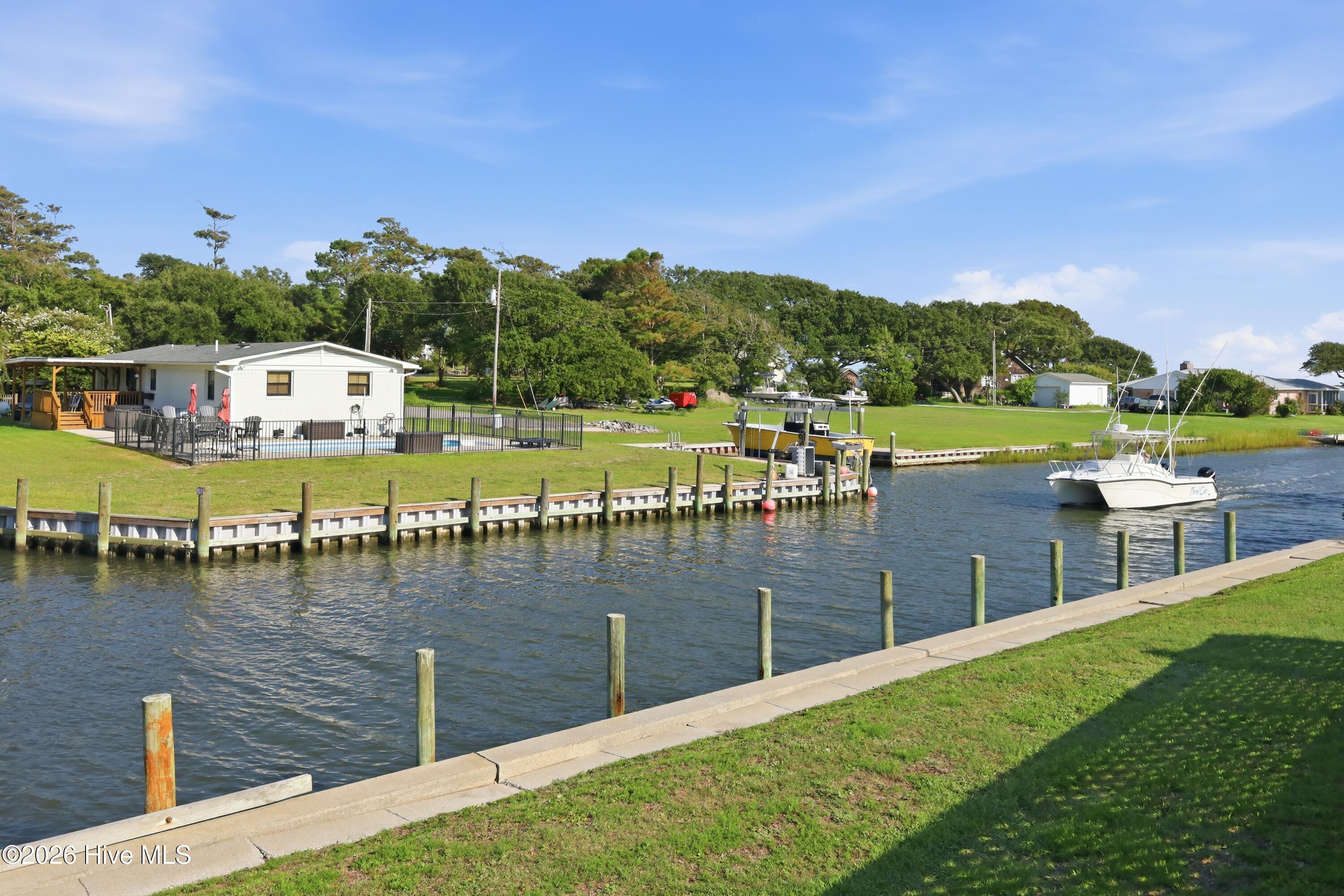 104 Sea Trace Lane,Newport