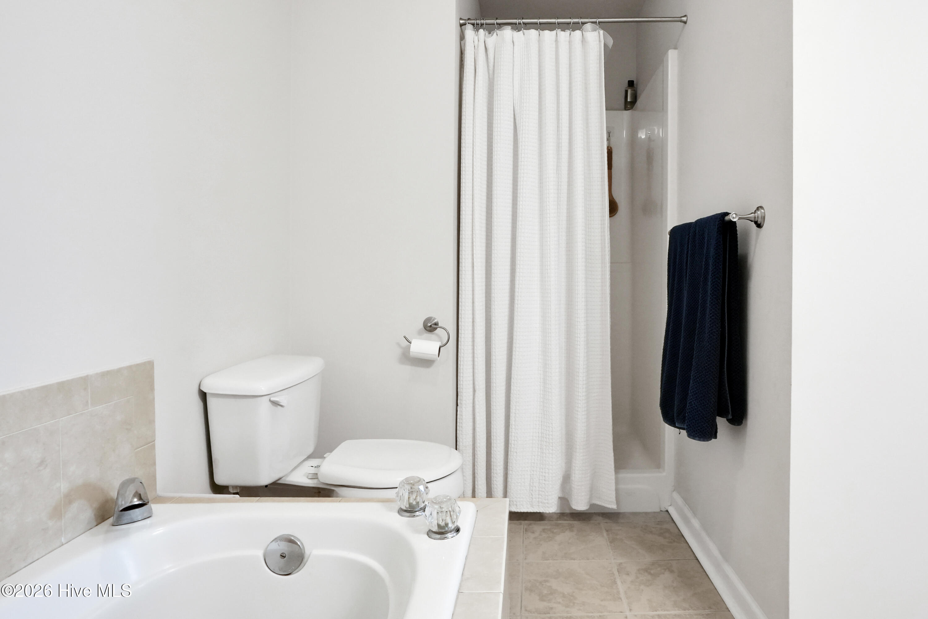 100555387 | Photo 24