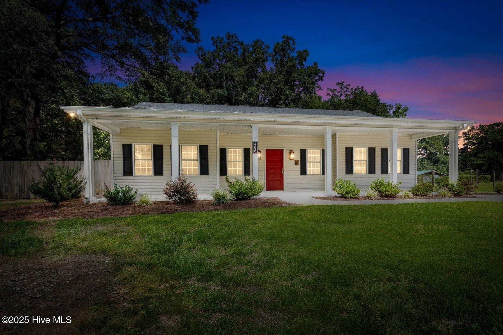 Homes for sale in Enfield, NC | 406 S Dennis St, Enfield, NC 27823 | MLS# 100536058