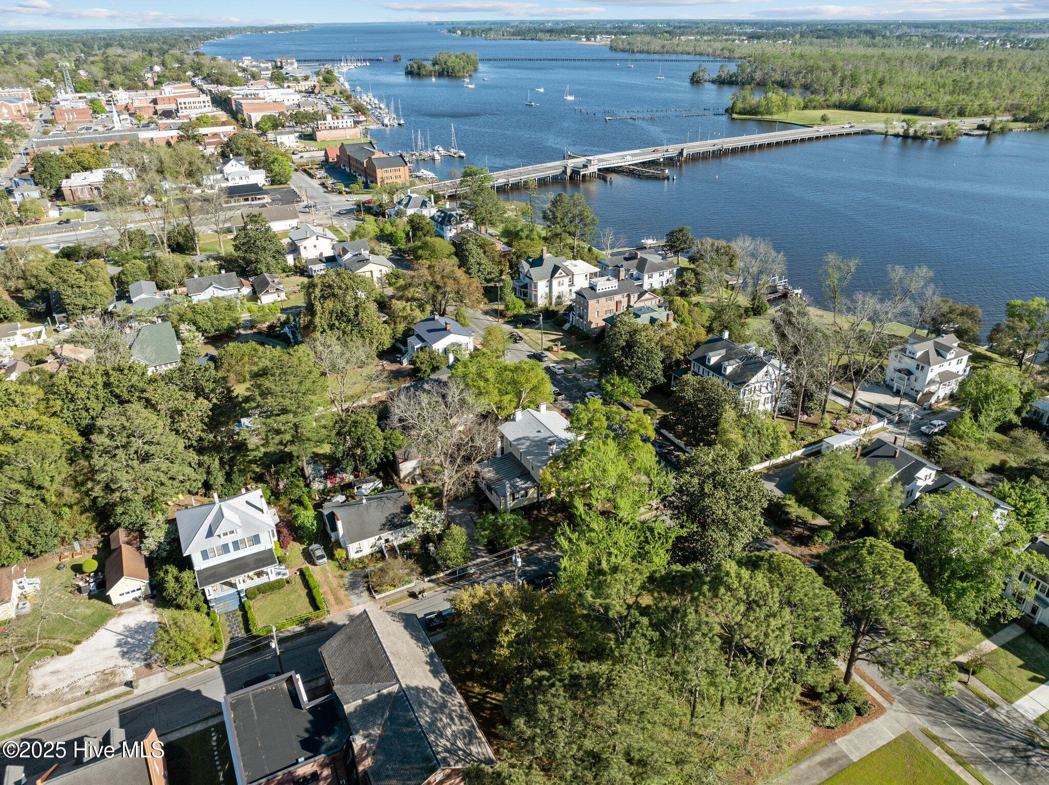 626 W Main Street, Washington, NC, 27889