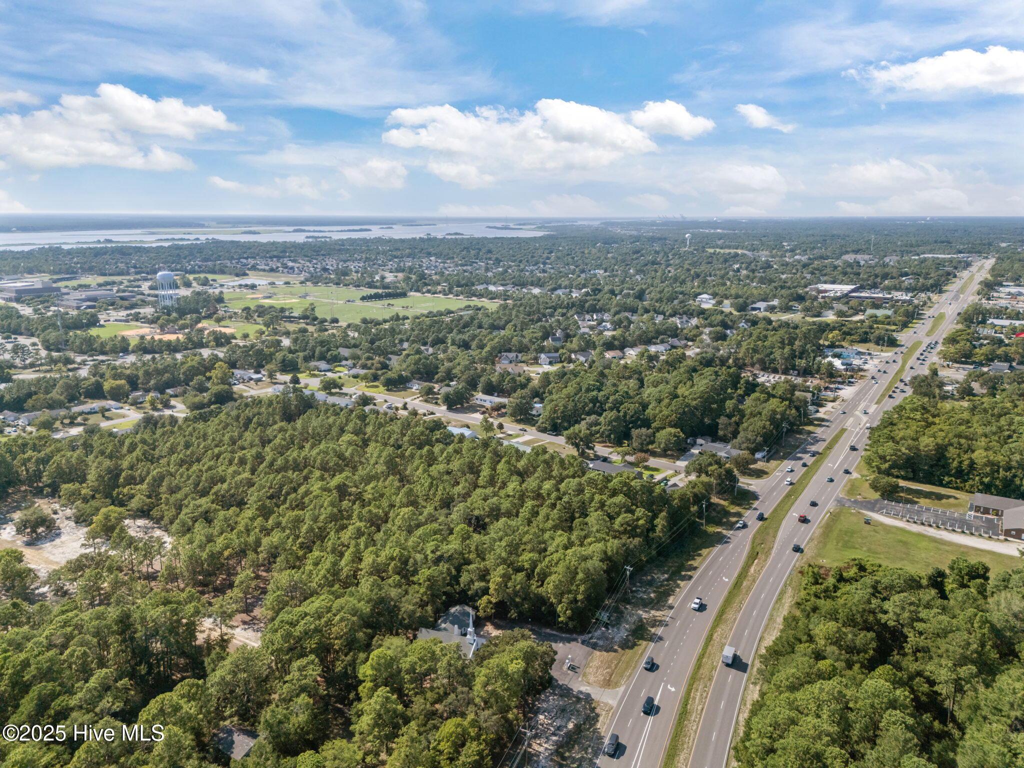 100522121 | Photo 17