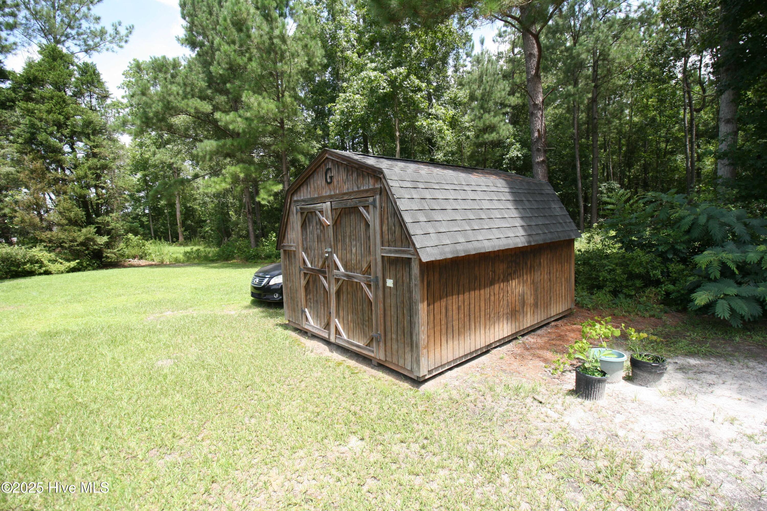 100520578 | Photo 32