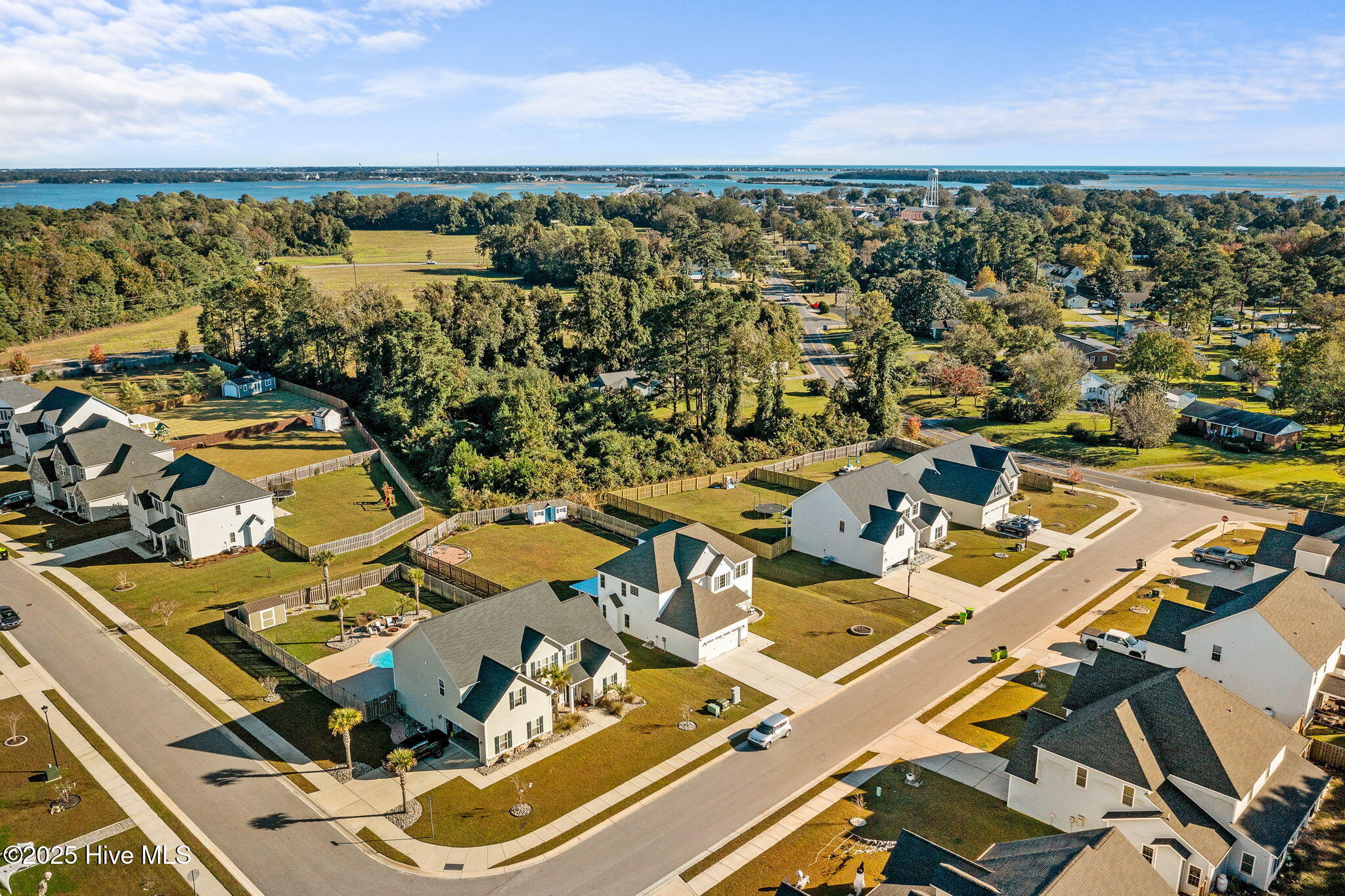 100539073 | Photo 48