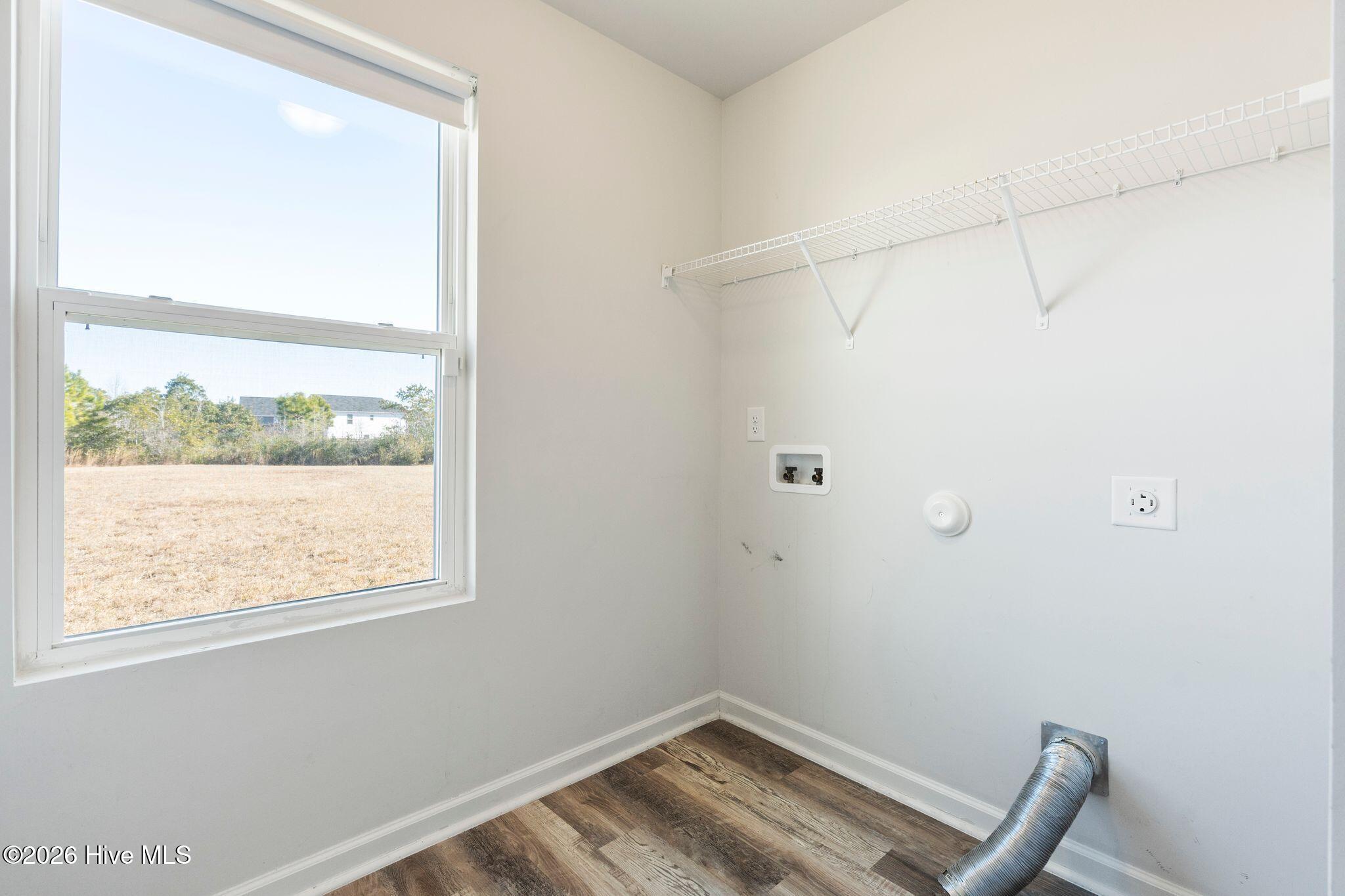 100553399 | Photo 21