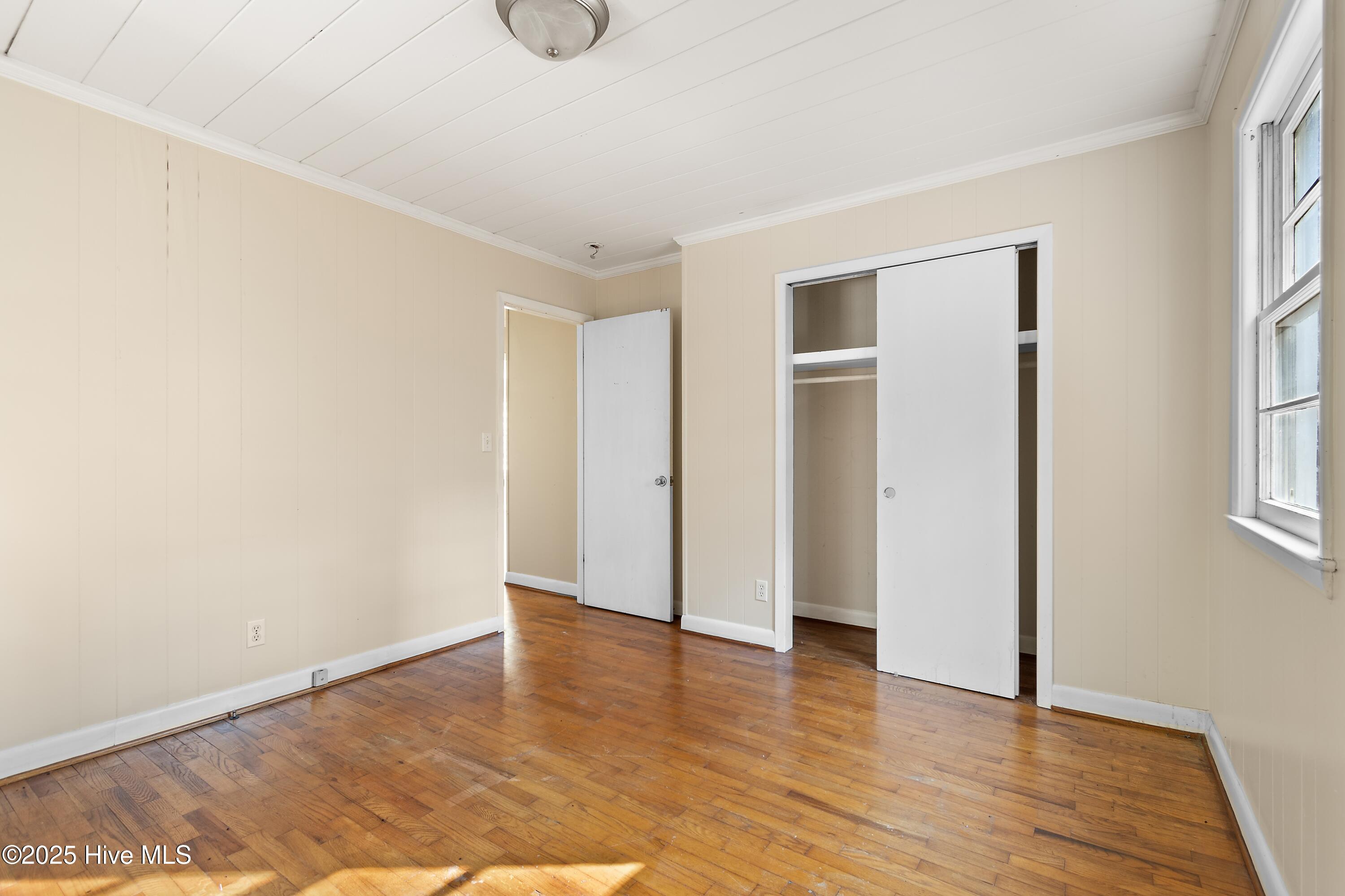 100541488 | Photo 12