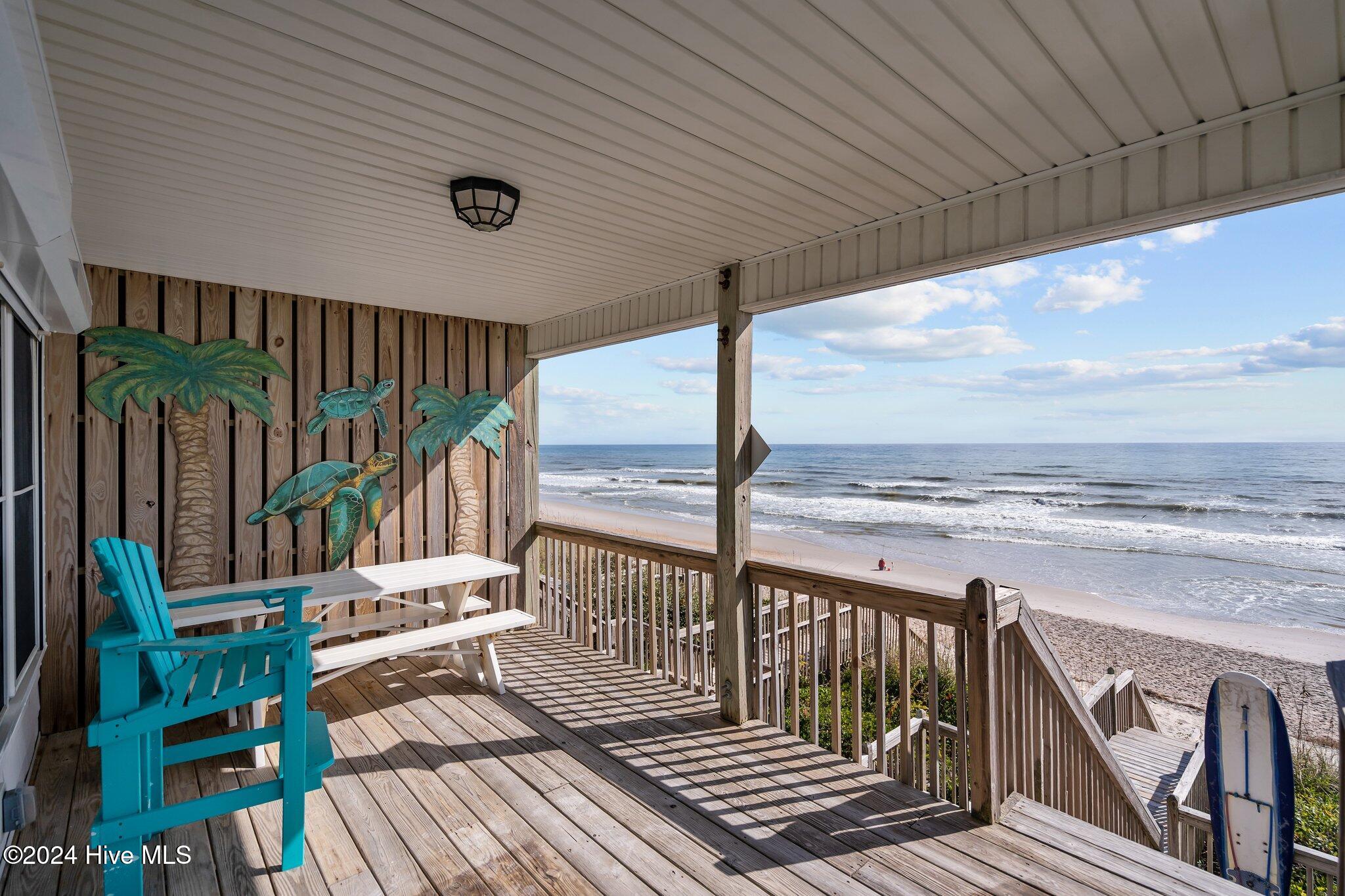 100553910 | Photo 34