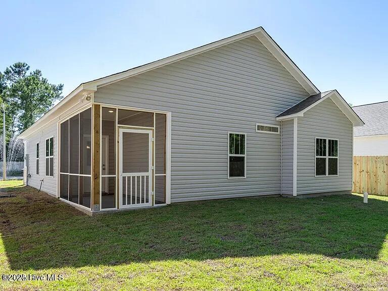 100534063 | Photo 25