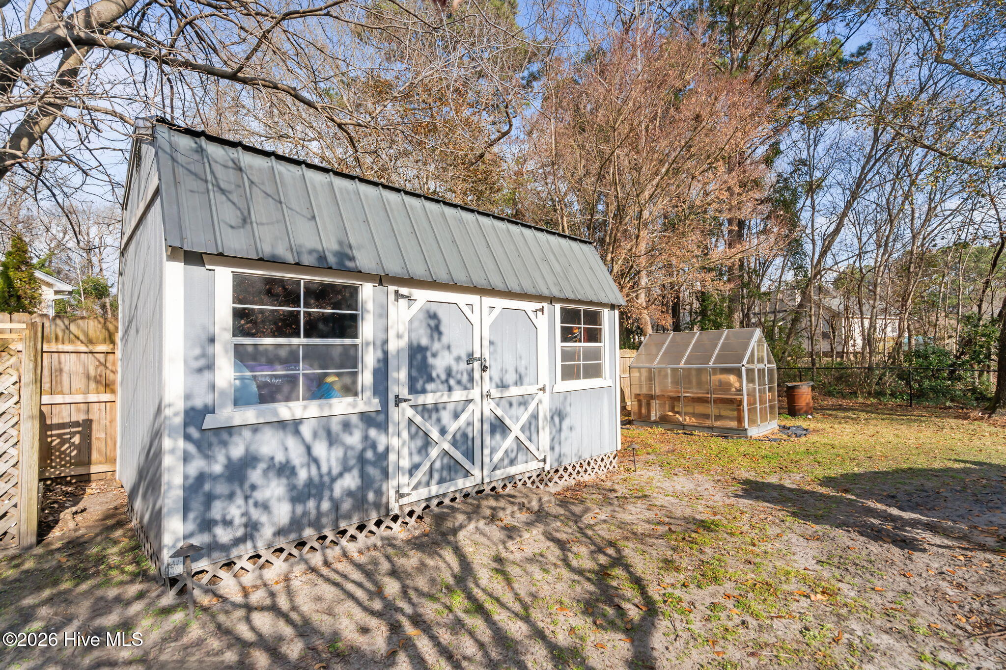 100548092 | Photo 54