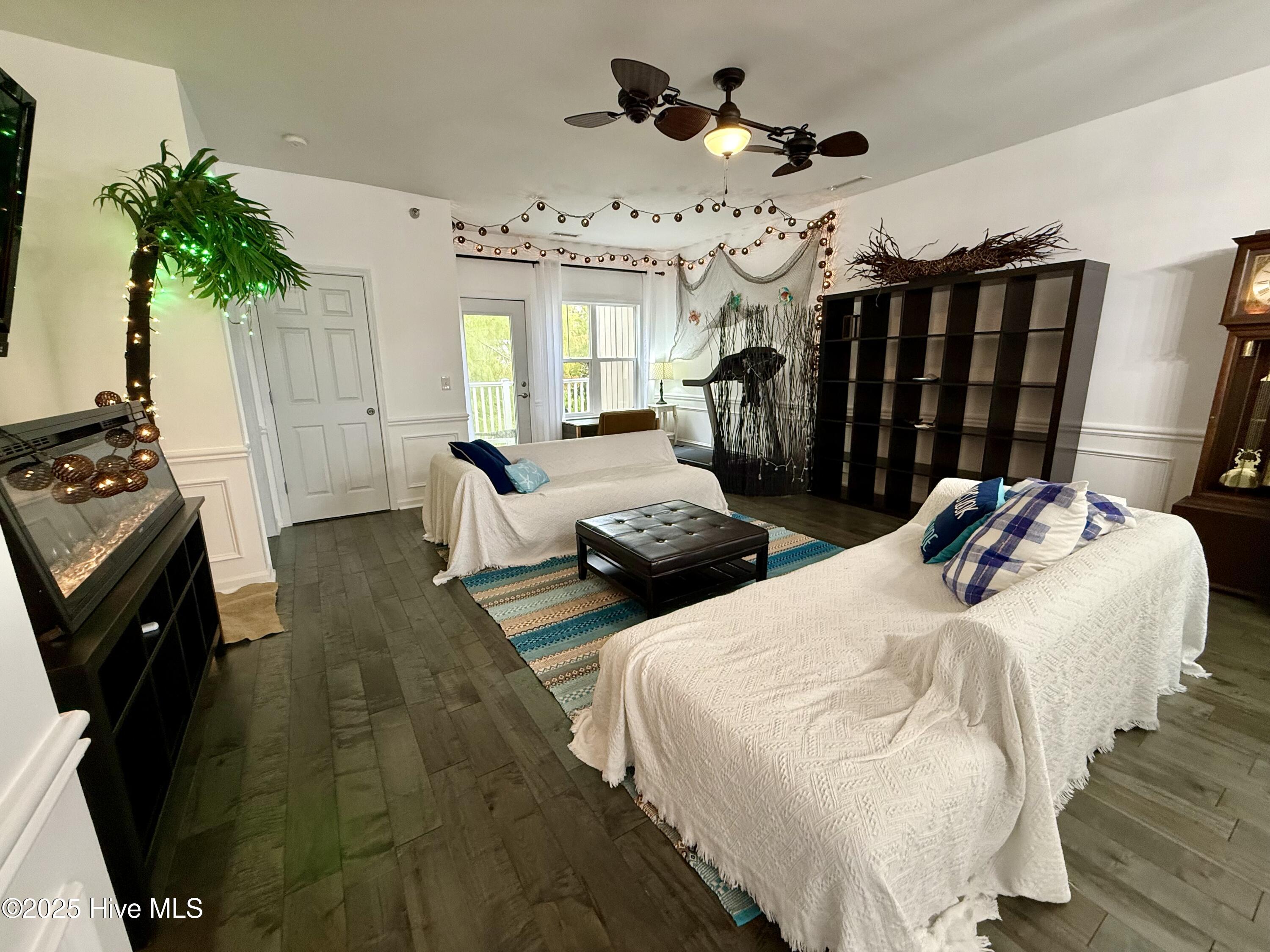 100531236 | Photo 33