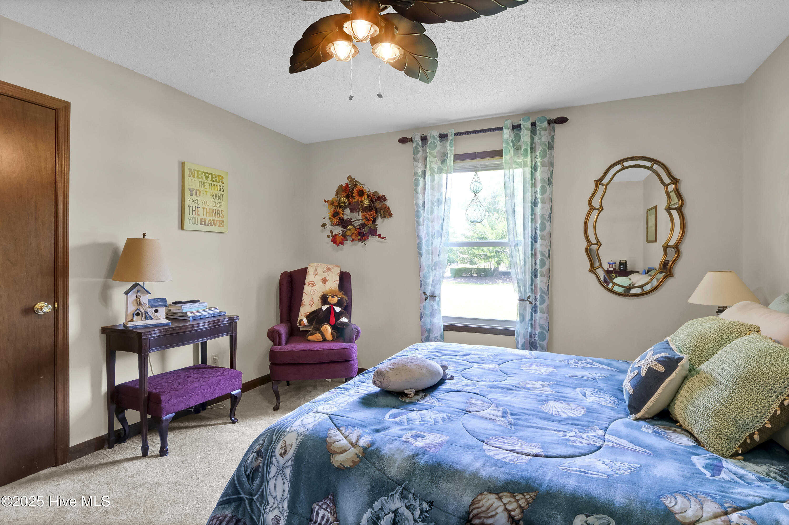 100511292 | Photo 26