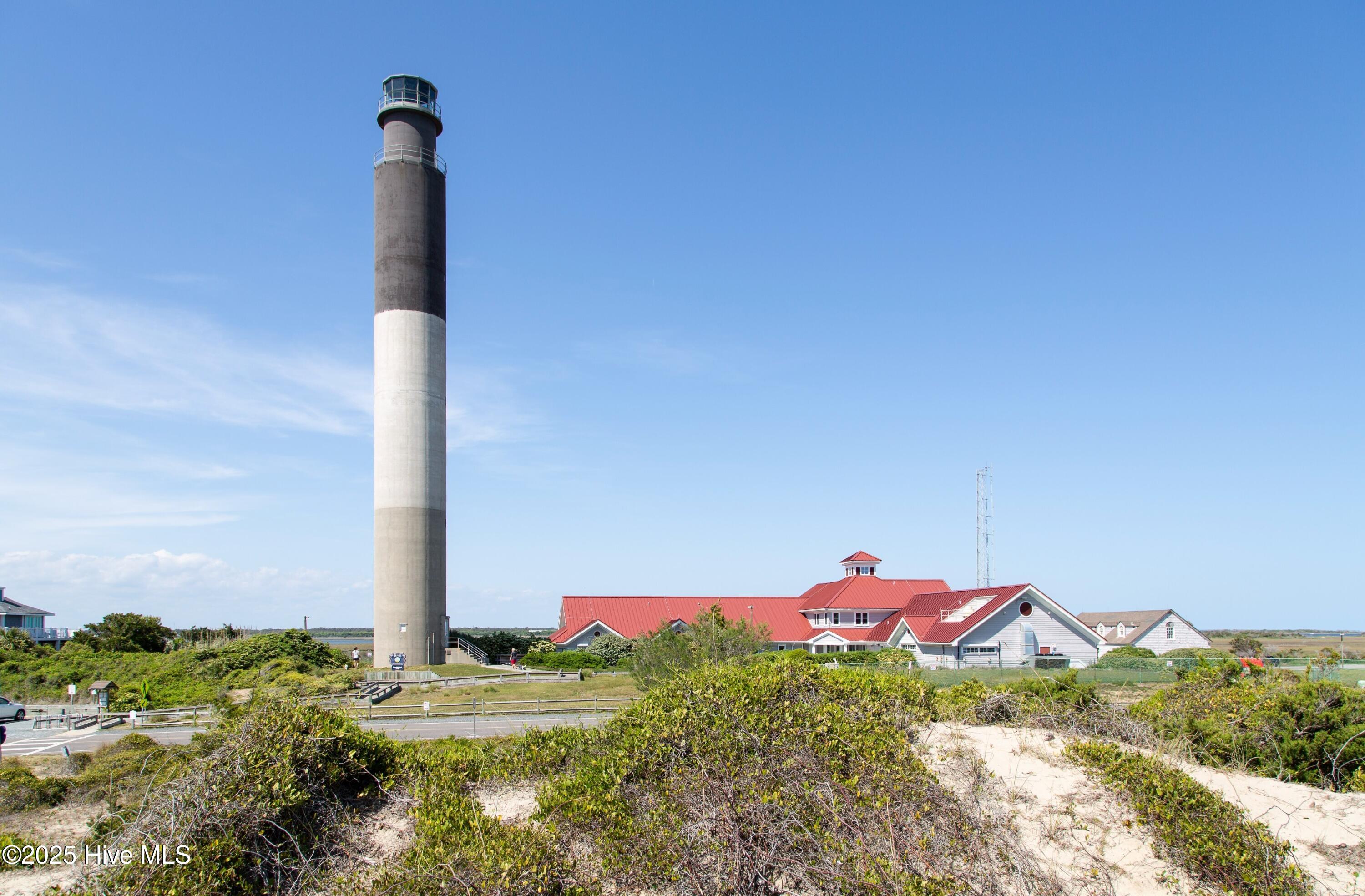 100532693 | Photo 36