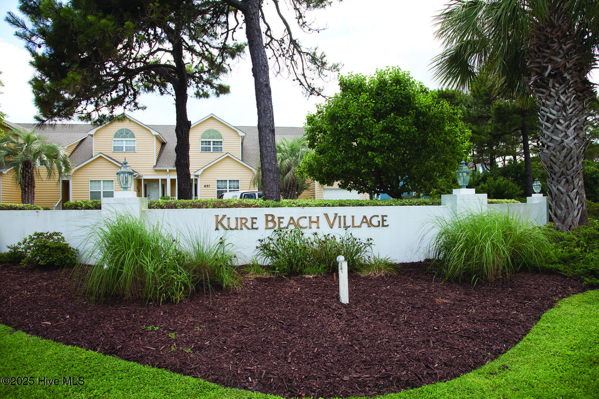 100540813 | Photo 68