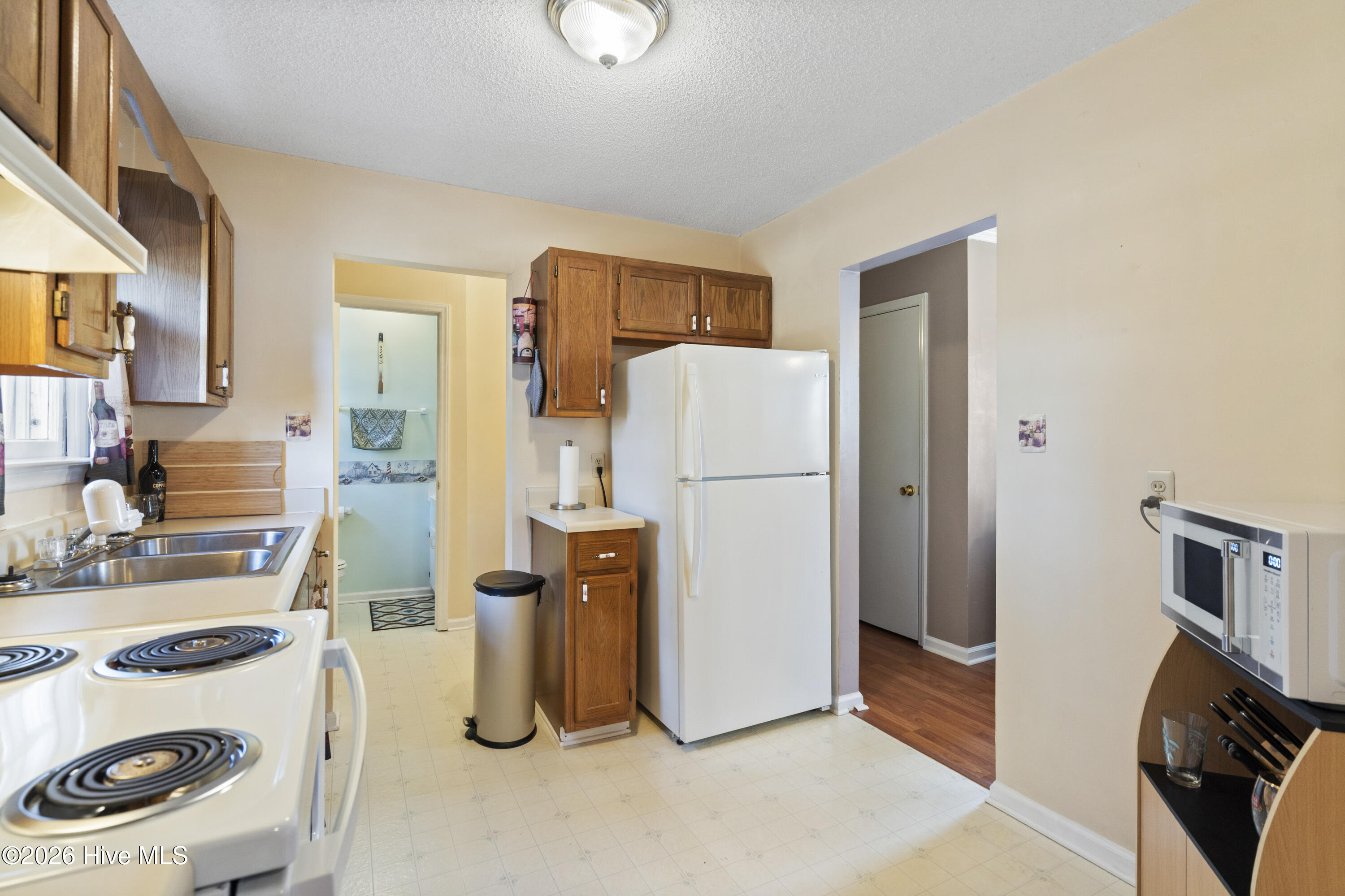 100549971 | Photo 20