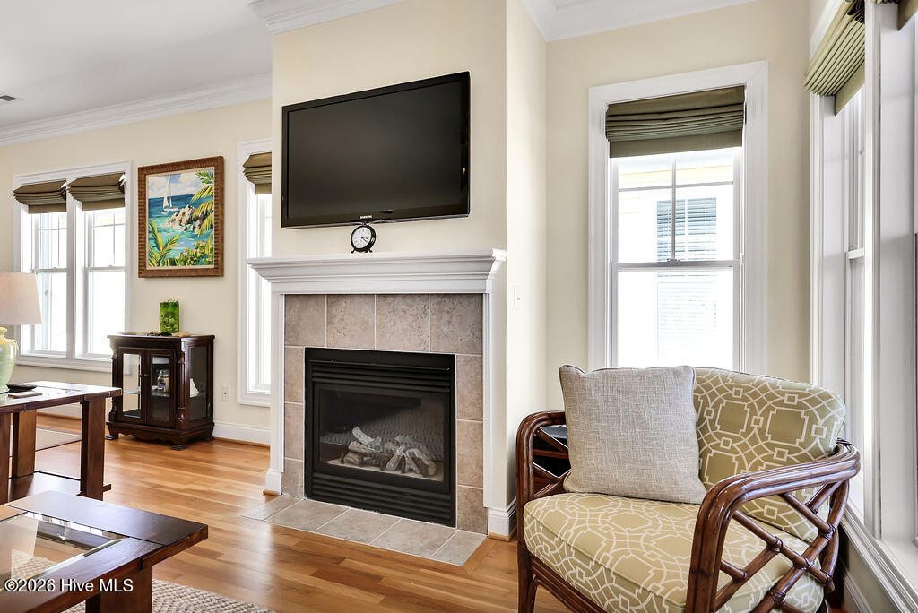 100564963 | Photo 59