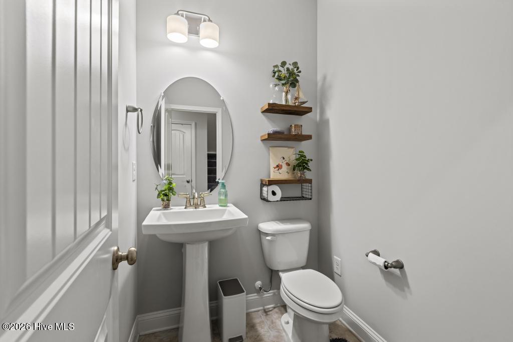 100554111 | Photo 15