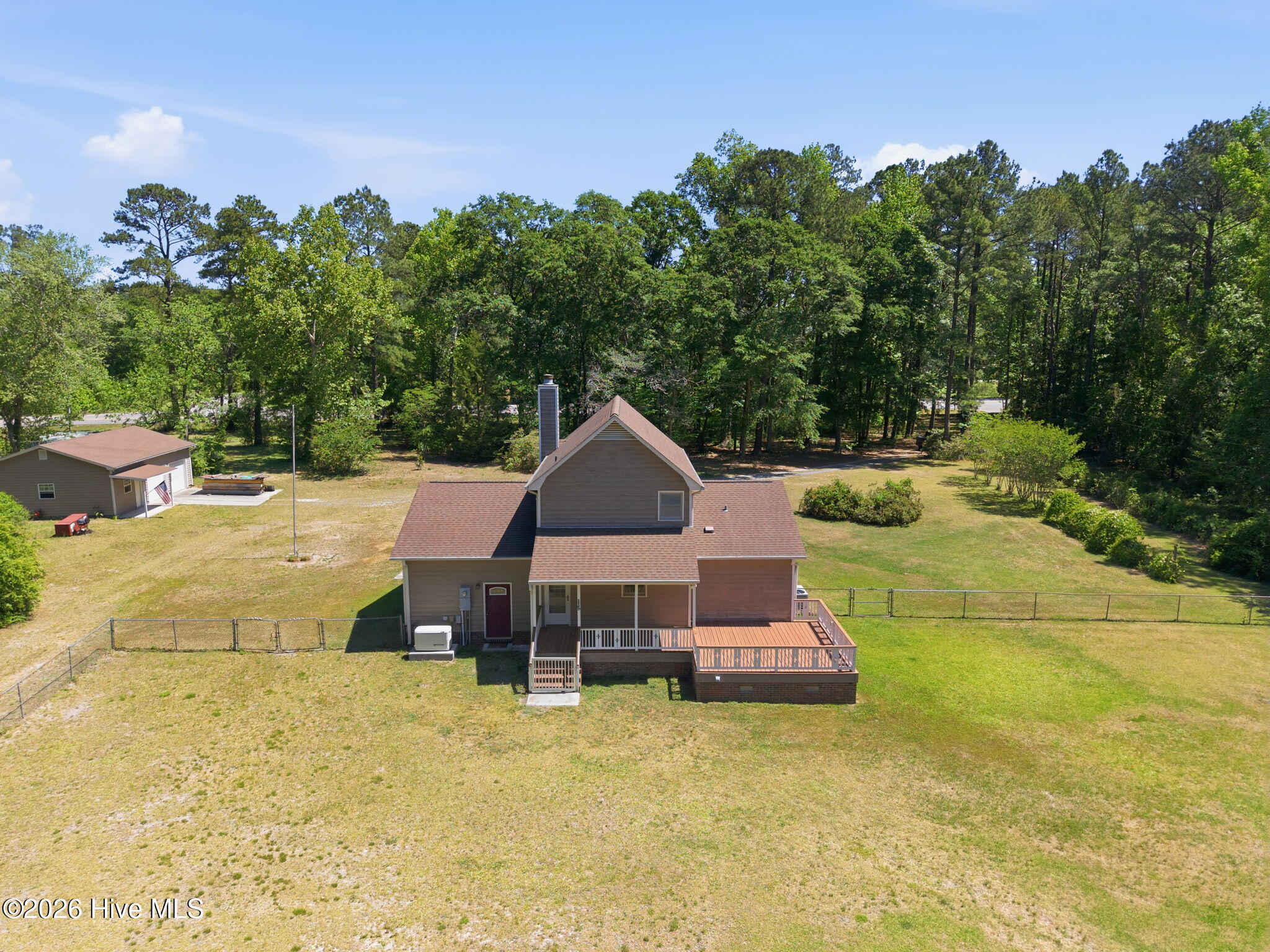 100569907 | Photo 50