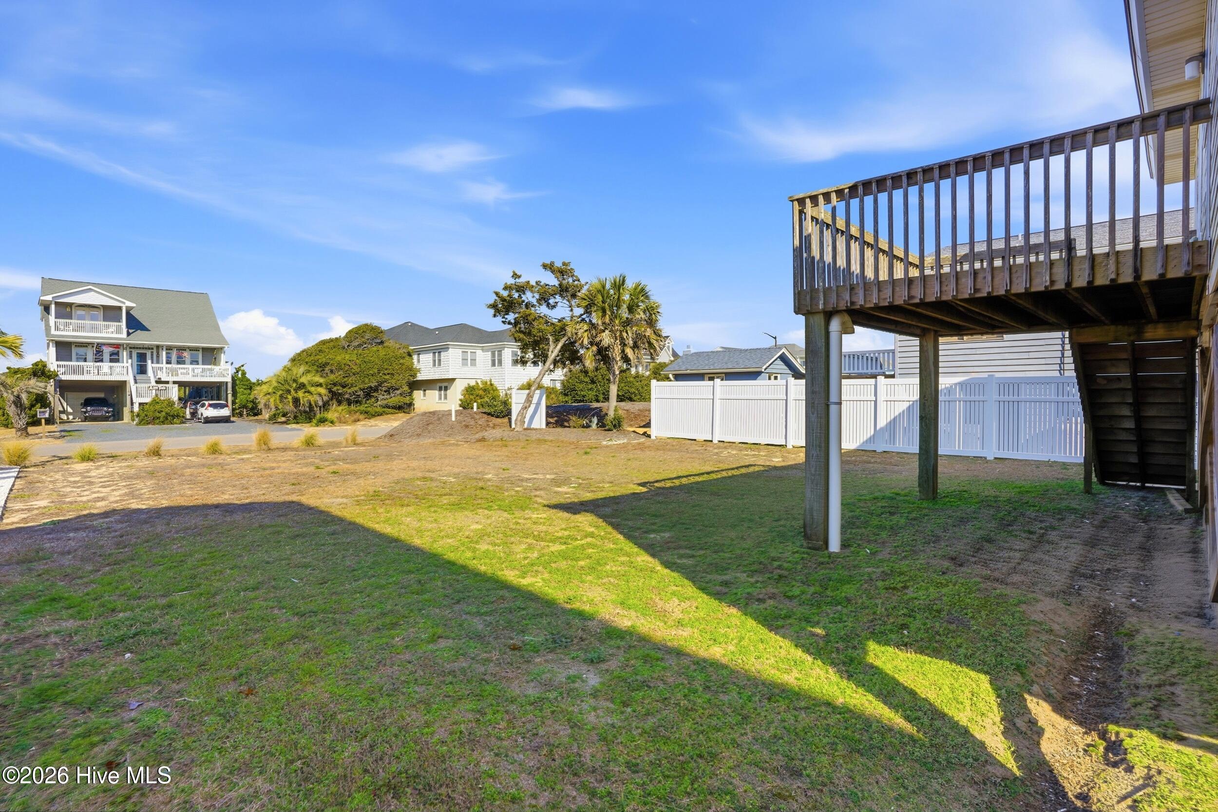 100554580 | Photo 33