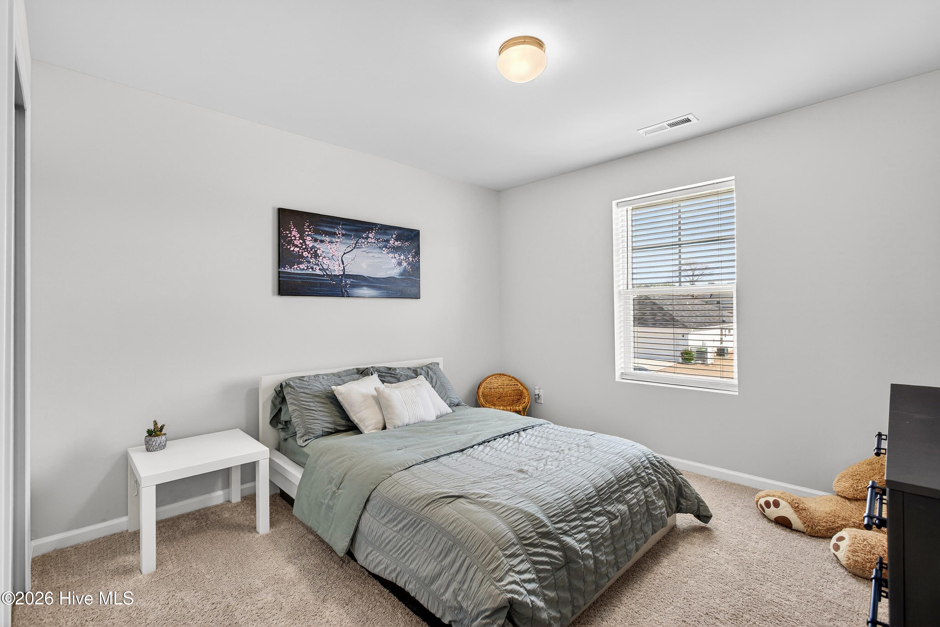 100555689 | Photo 29