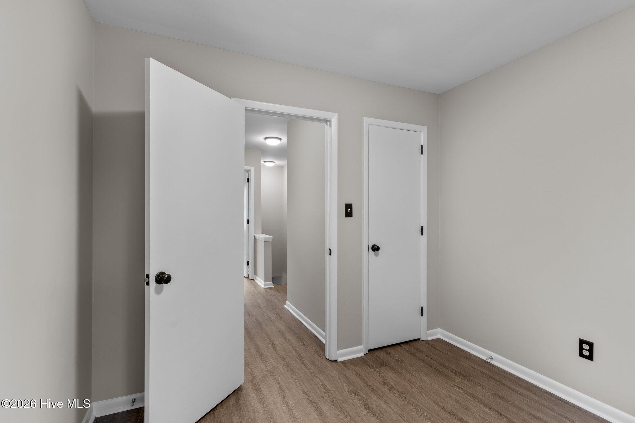 100565662 | Photo 24