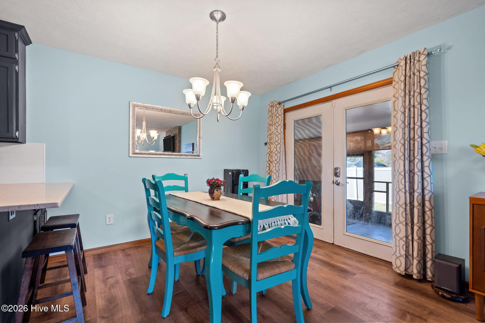 100569191 | Photo 14