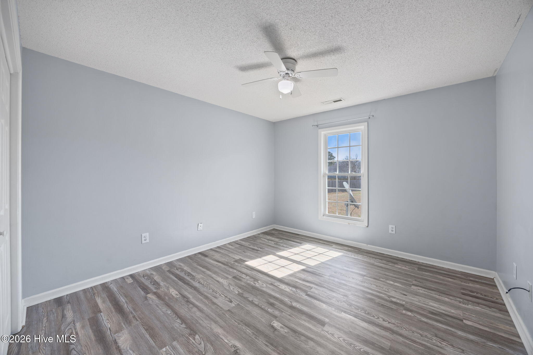 100557528 | Photo 20